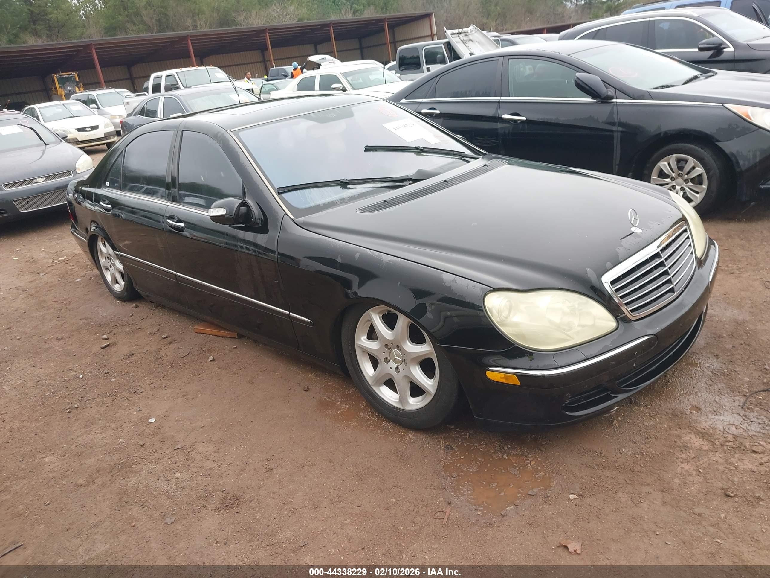 2005 Mercedes-Benz S 500, VIN WDBNG84J35A417647 — Normal wear
