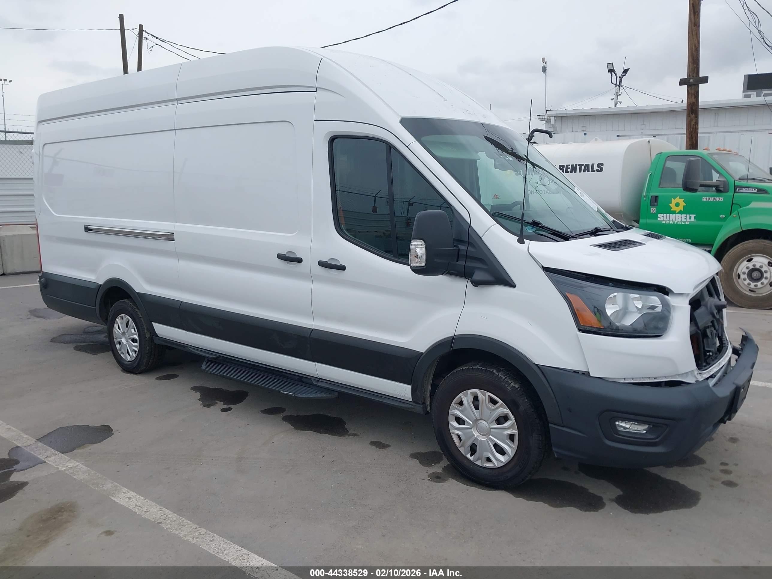 2022 Ford E-Transit Cargo, VIN 1FTBW3XK6NKA28381 — All over