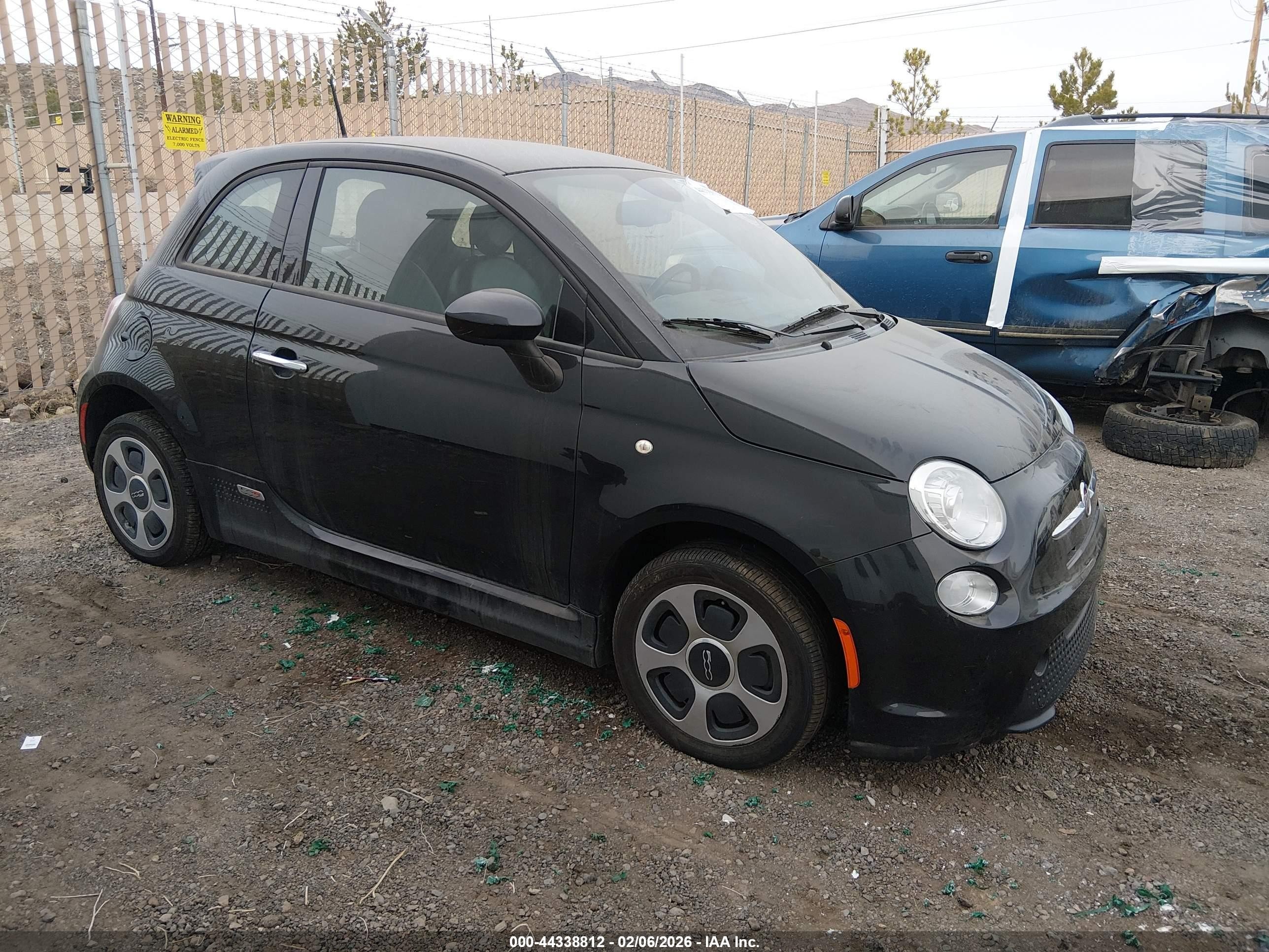 2013 FIAT 500e, VIN 3C3CFFGE4DT714145 — Обычный износ