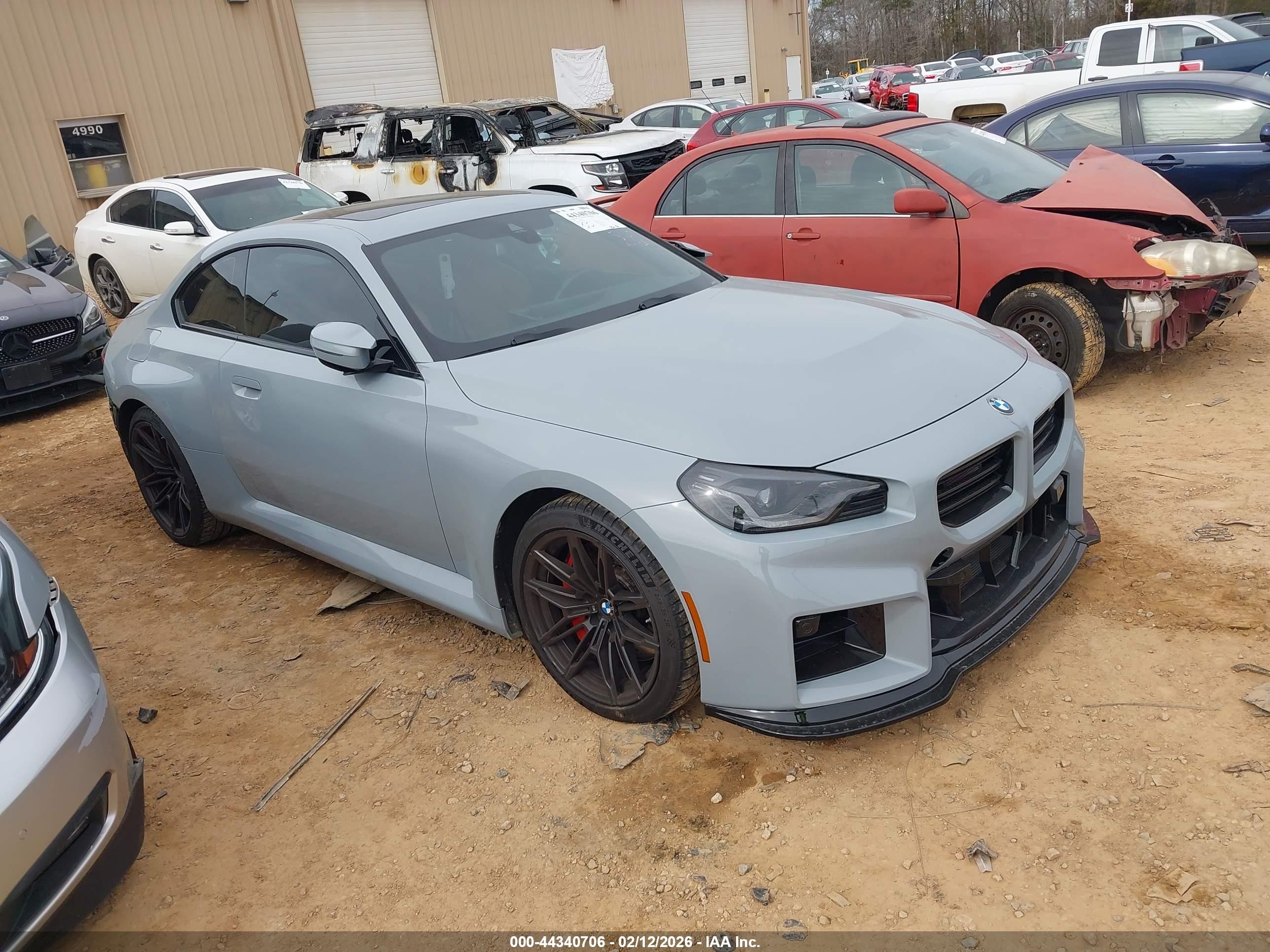 2024 BMW M2, VIN 3MF13DM04R8E00995 — Зад