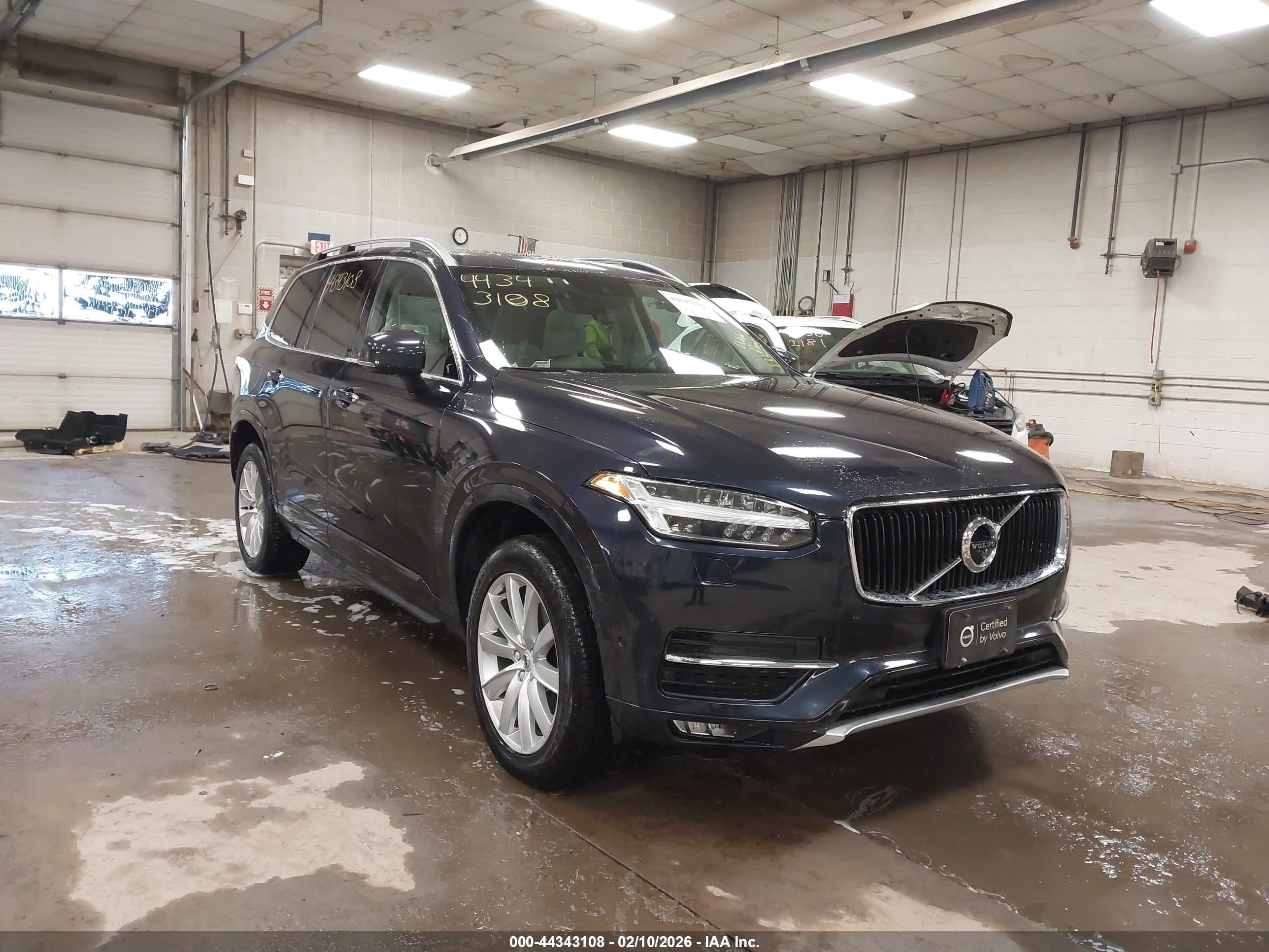 2017 Volvo XC90 Momentum, VIN YV4A22PK5H1106433 — Fresh water flood
