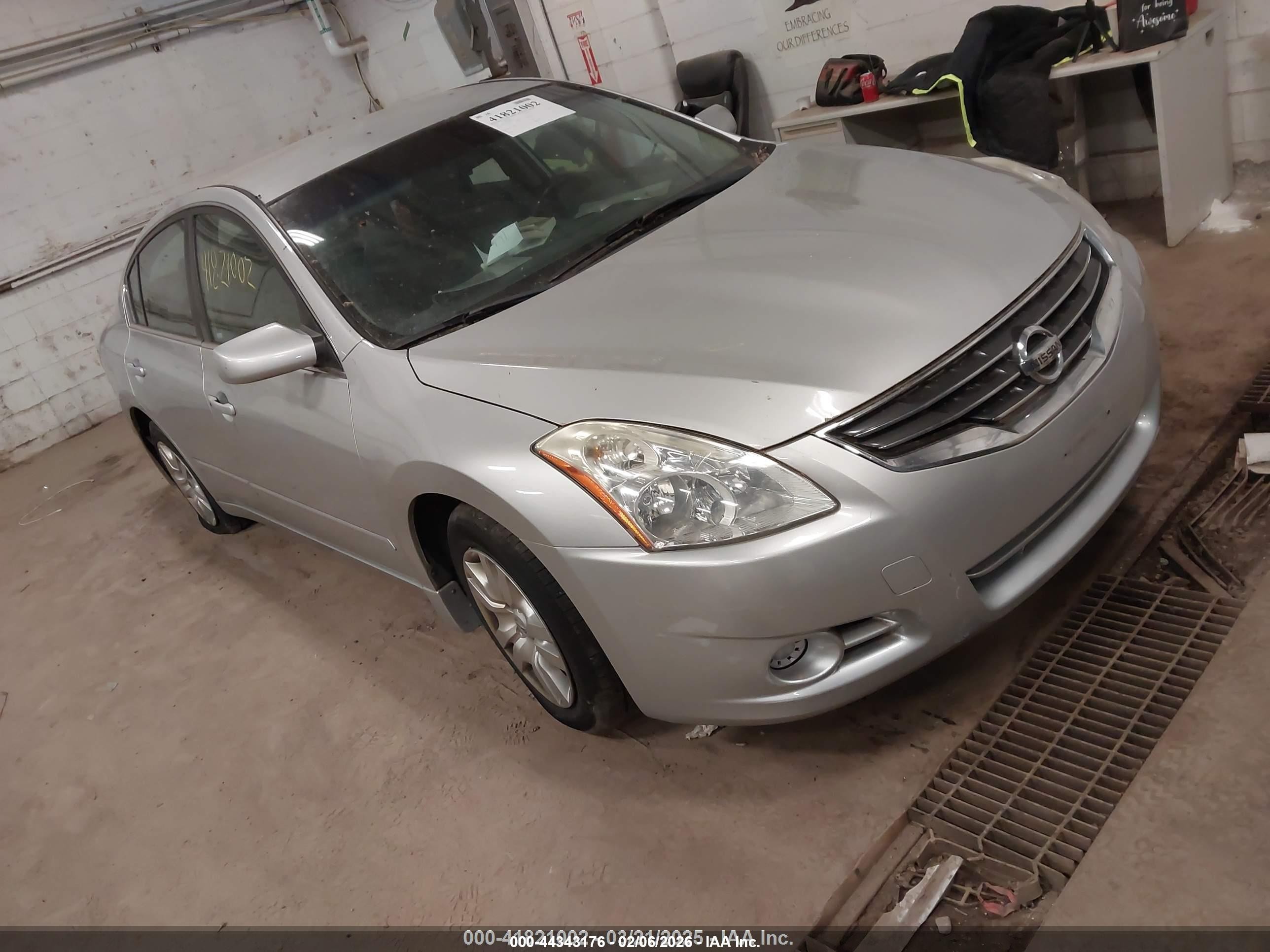 2011 Nissan Altima S, VIN 1N4AL2AP5BN487503 — Side