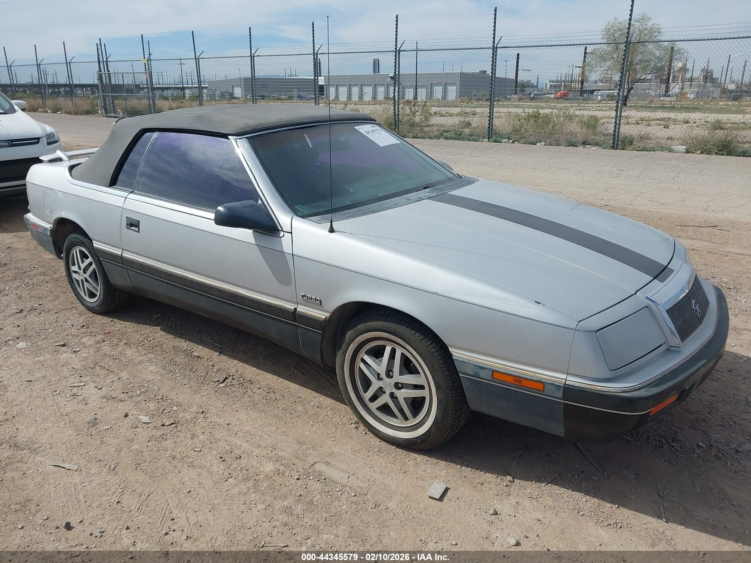 1988 Chrysler LeBaron, VIN 1C3BJ45E5JG339979 — Side
