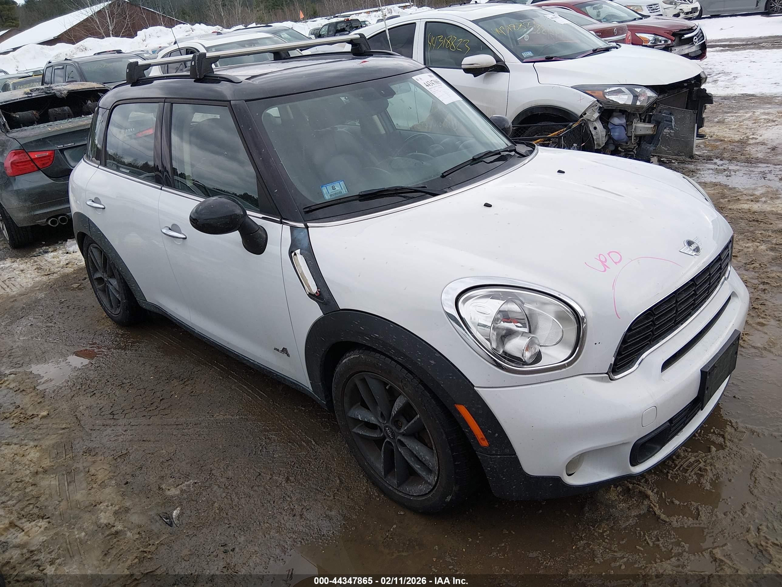 2014 MINI Countryman S, VIN WMWZC5C5XEWM18411 — Не указано