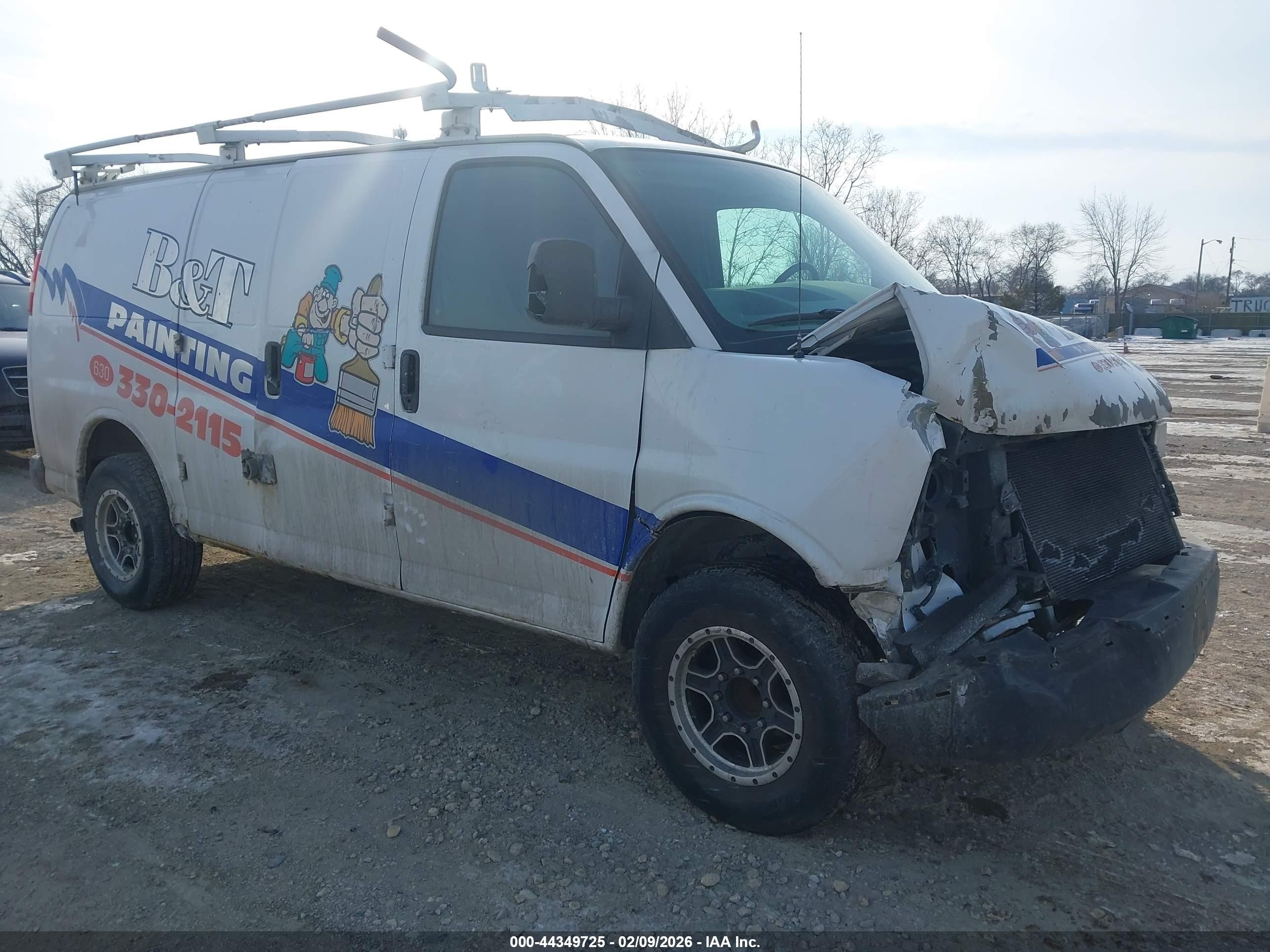 2008 GMC Savana, VIN 1GTHG35C981158460 — Front end
