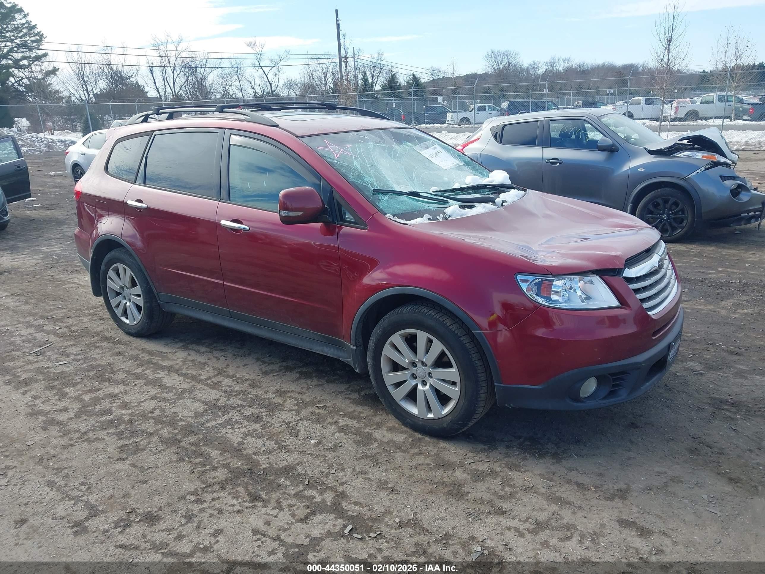 2011 Subaru Tribeca Limited, VIN 4S4WX9GD0B4401431 — Перед