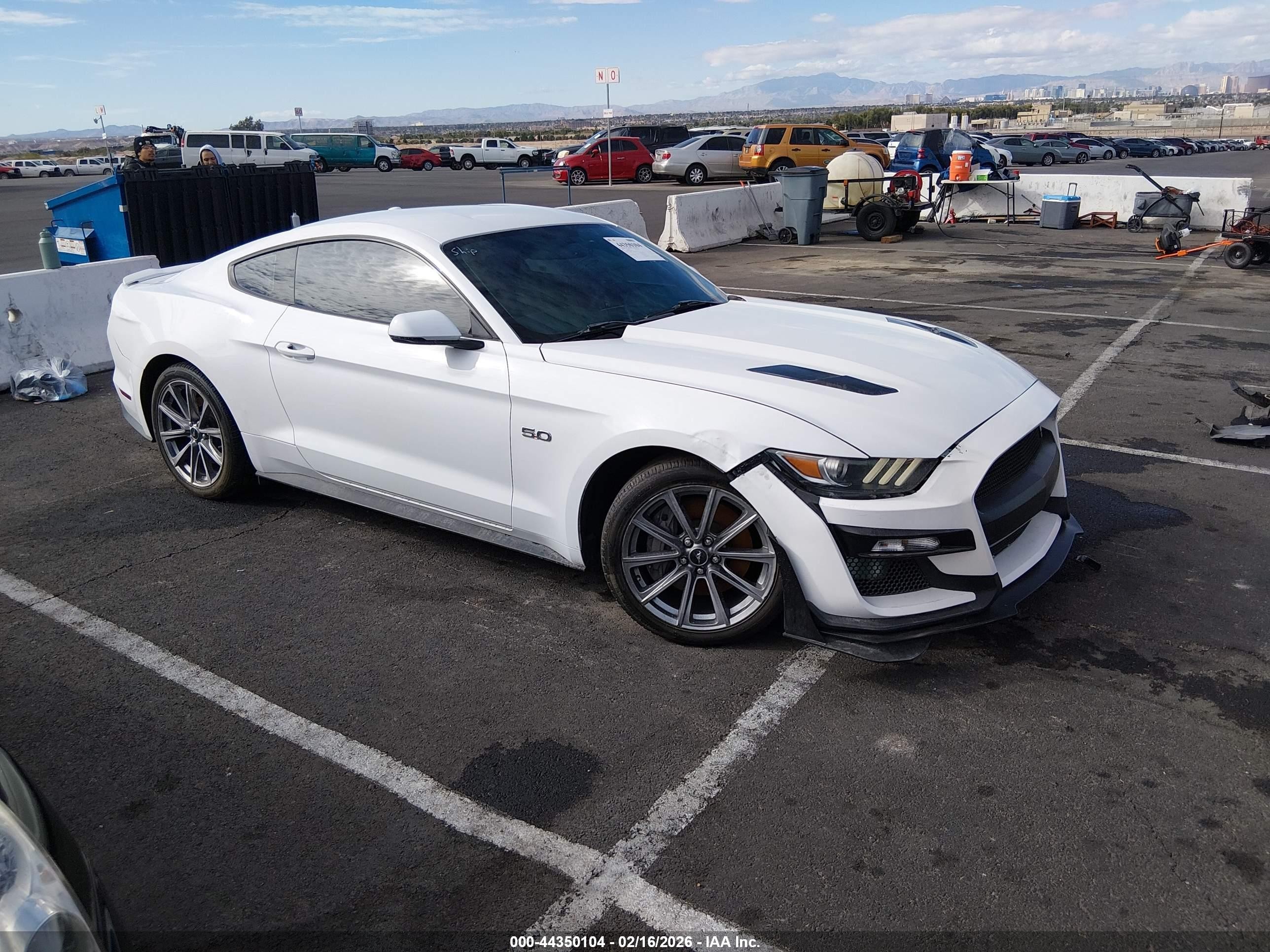 2015 Ford Mustang GT Premium, VIN 1FA6P8CF4F5400150 — Front end