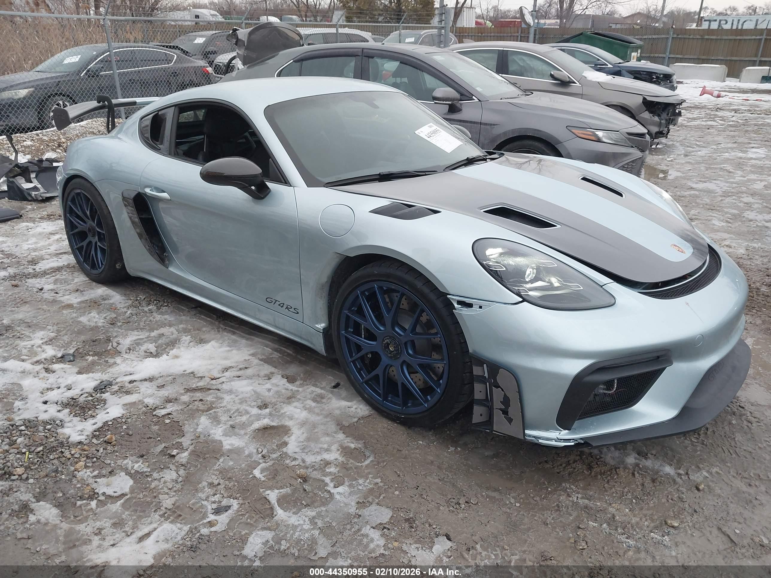 2023 Porsche 718 Cayman GT4 RS, VIN WP0AE2A89PS280800 — Зад