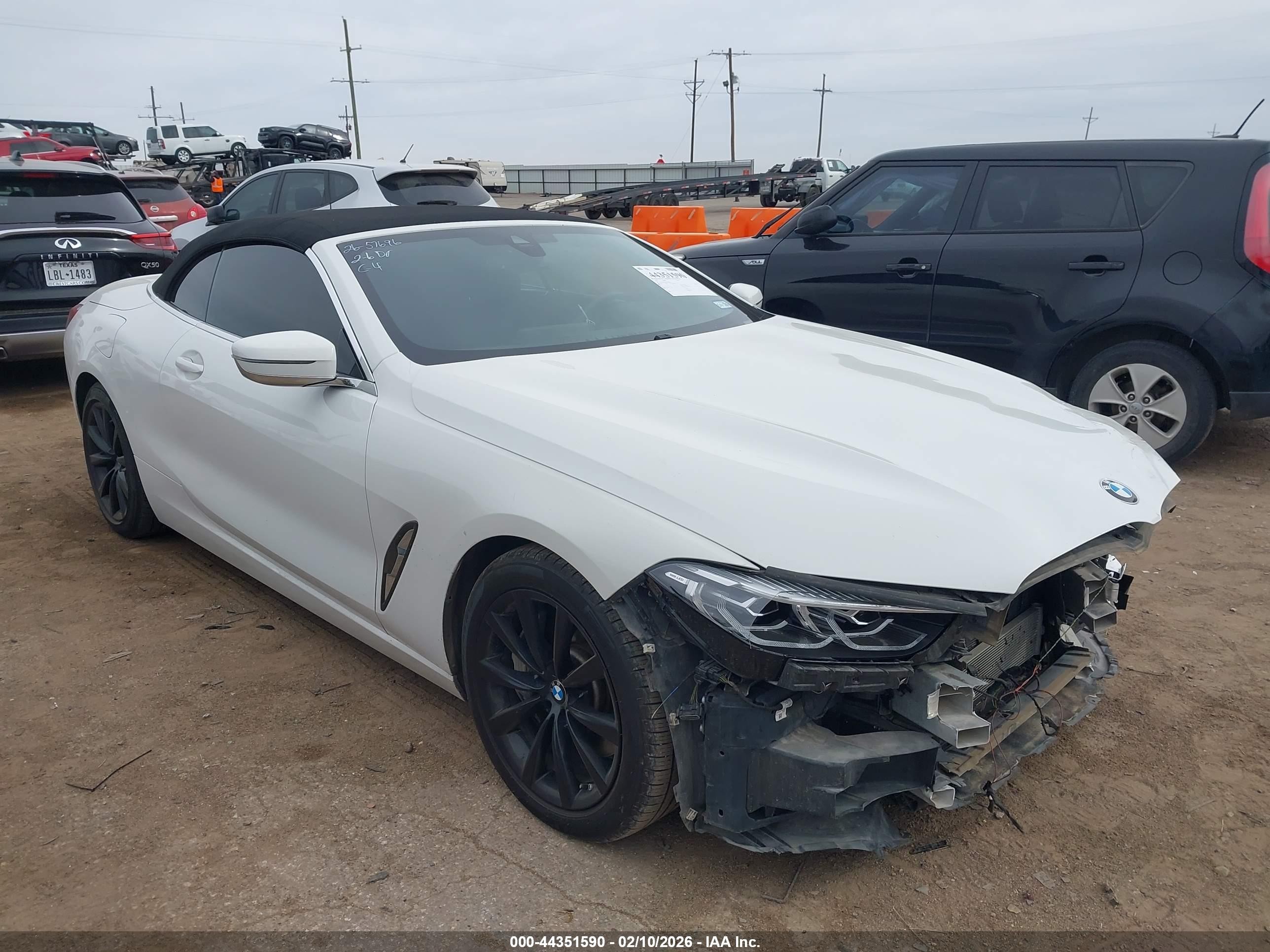 2020 BMW 8 Series 840i, VIN WBADZ2C09LBP66006 — Front end
