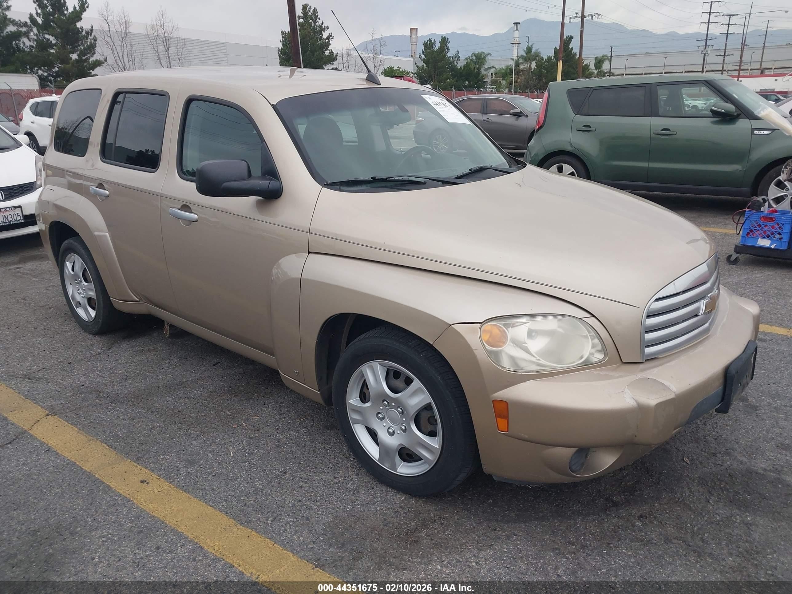 2007 Chevrolet HHR LS, VIN 3GNDA13D87S601170 — Side