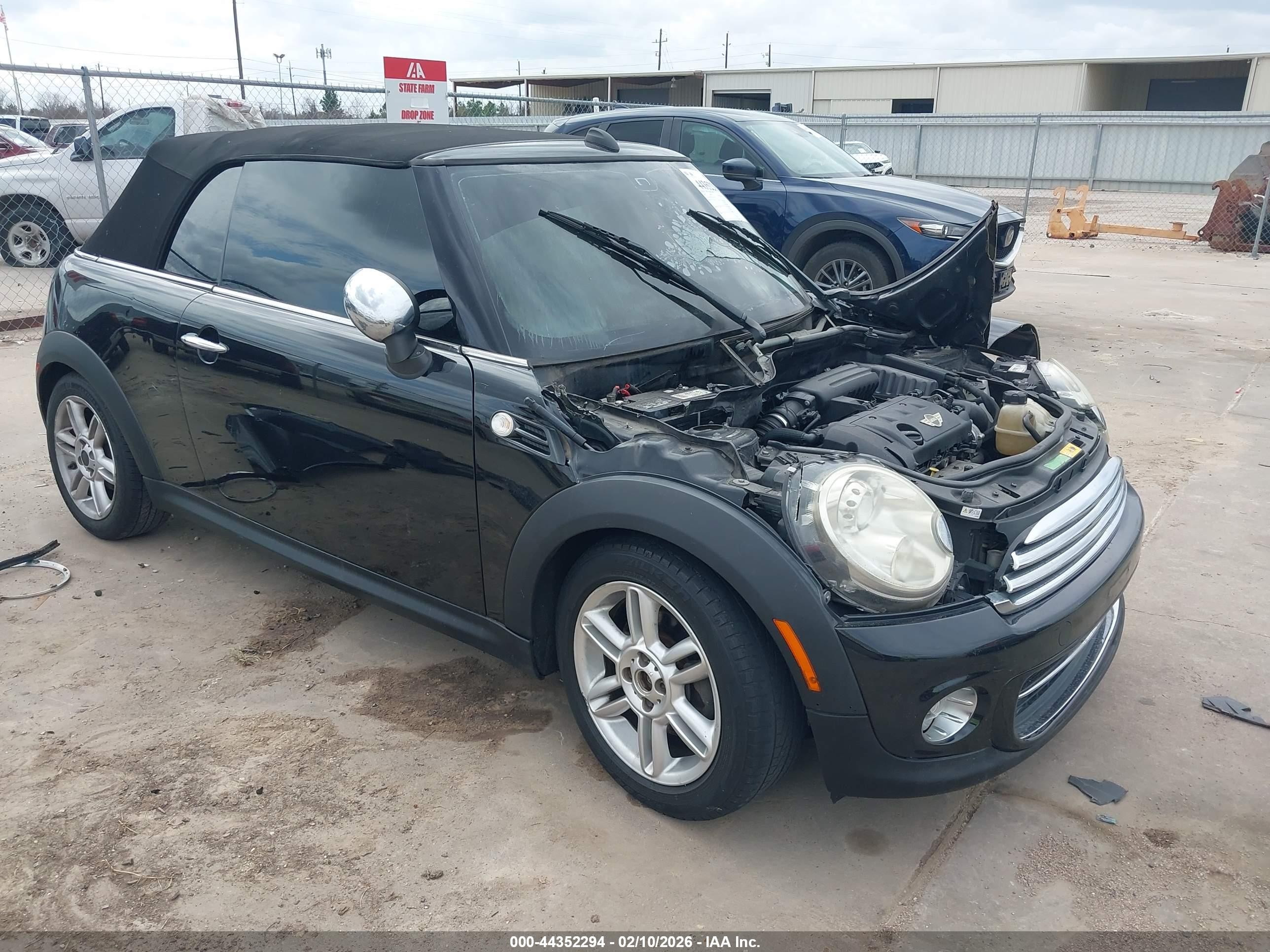 2011 MINI Convertible, VIN WMWZN3C52BTZ78340 — Interior fire