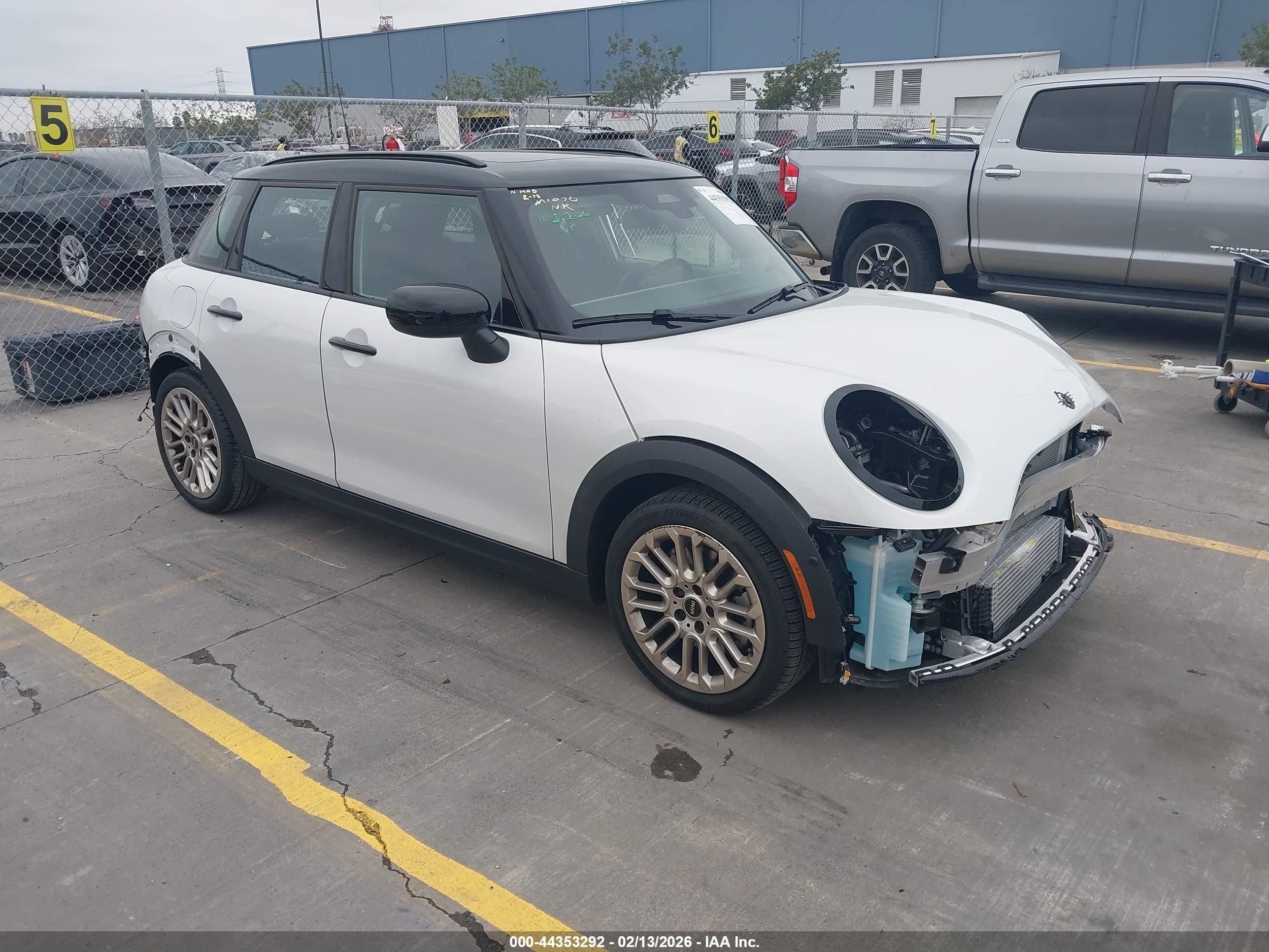 2025 MINI Hardtop 4 Door Cooper, VIN WMW43GD03S2W88611 — All over