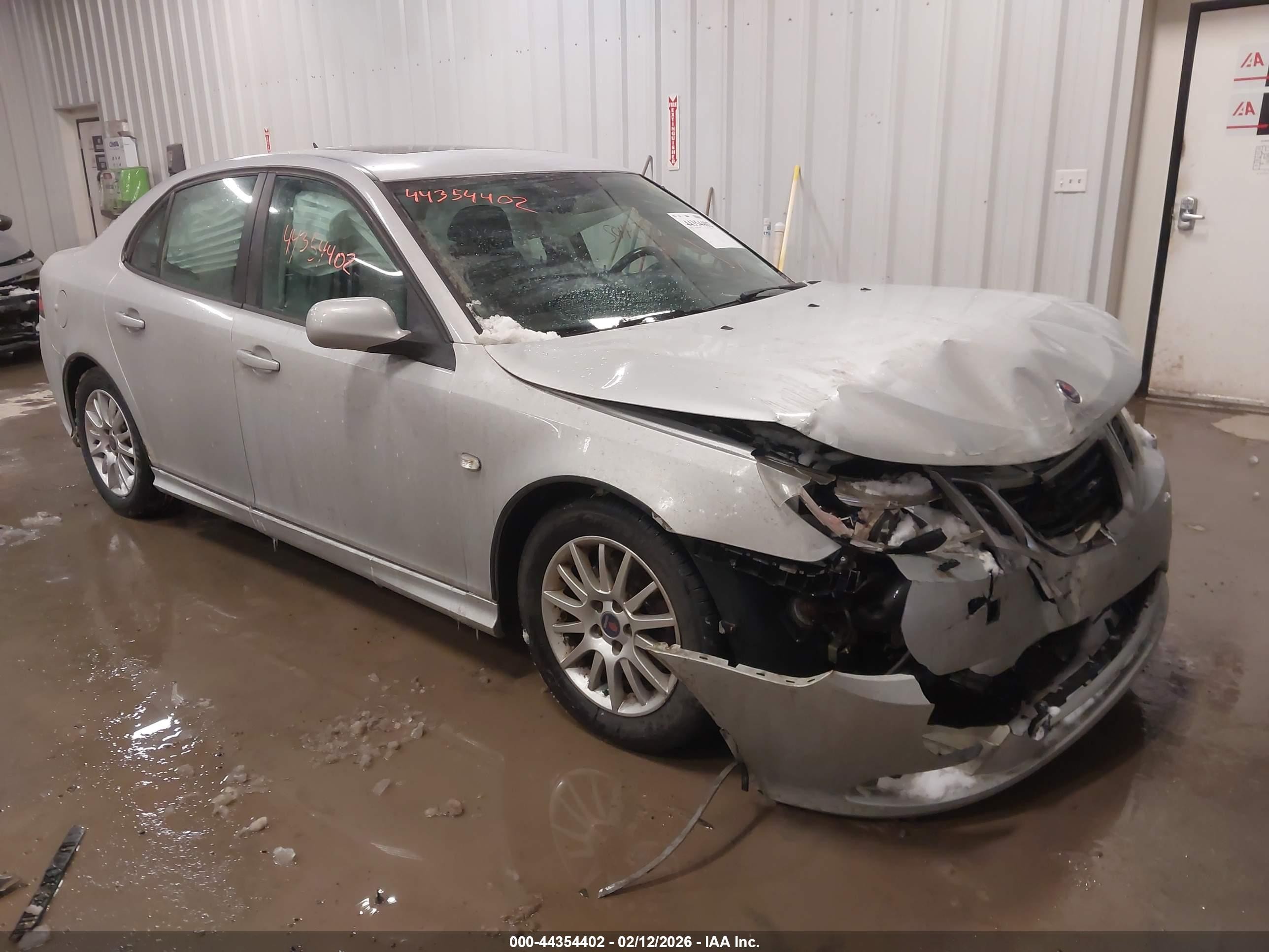 2010 Saab 9-3, VIN YS3FA4CY0A1615412 — Front end