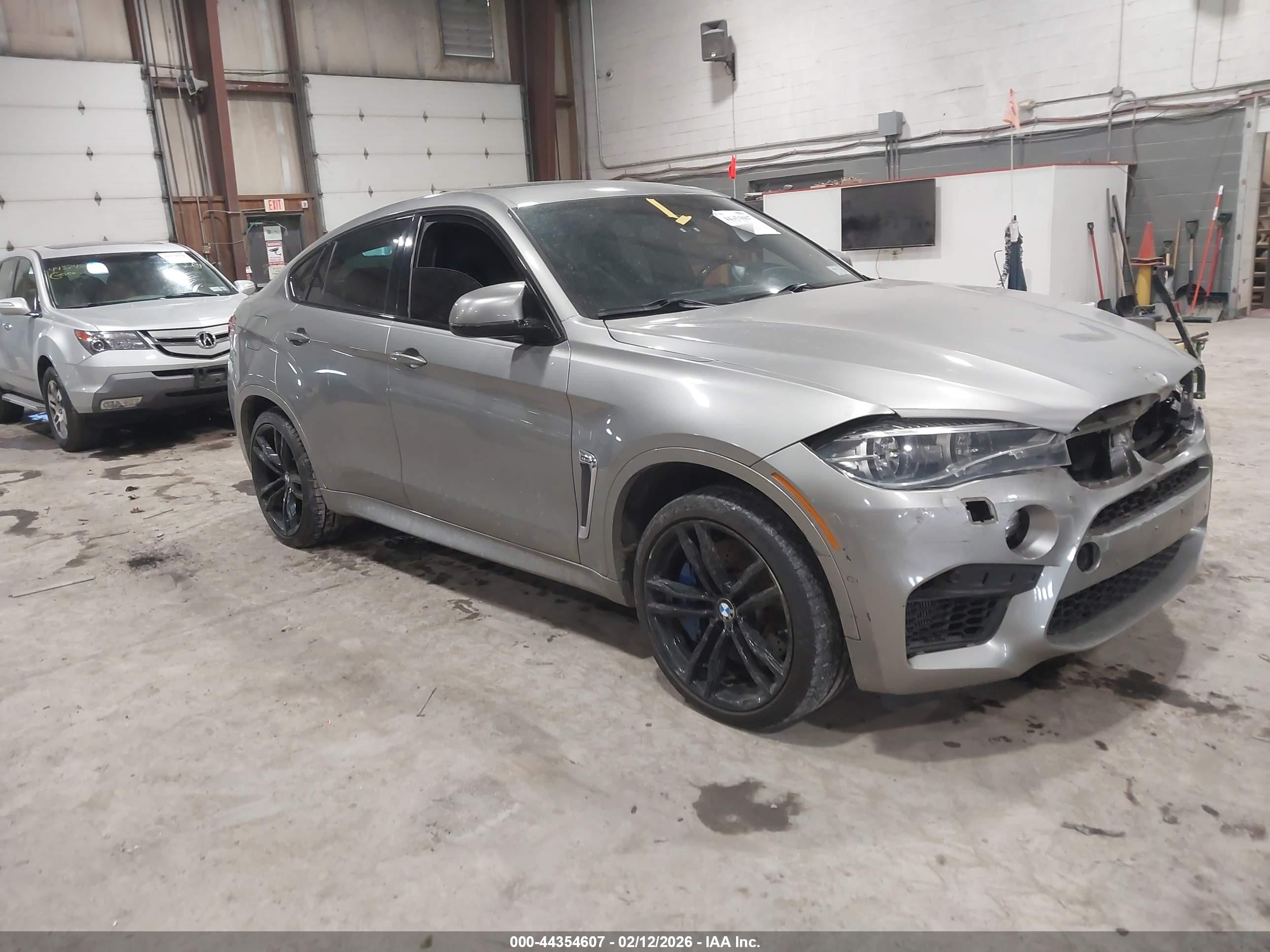 2017 BMW X6 M, VIN 5YMKW8C38H0U72347 — Front end