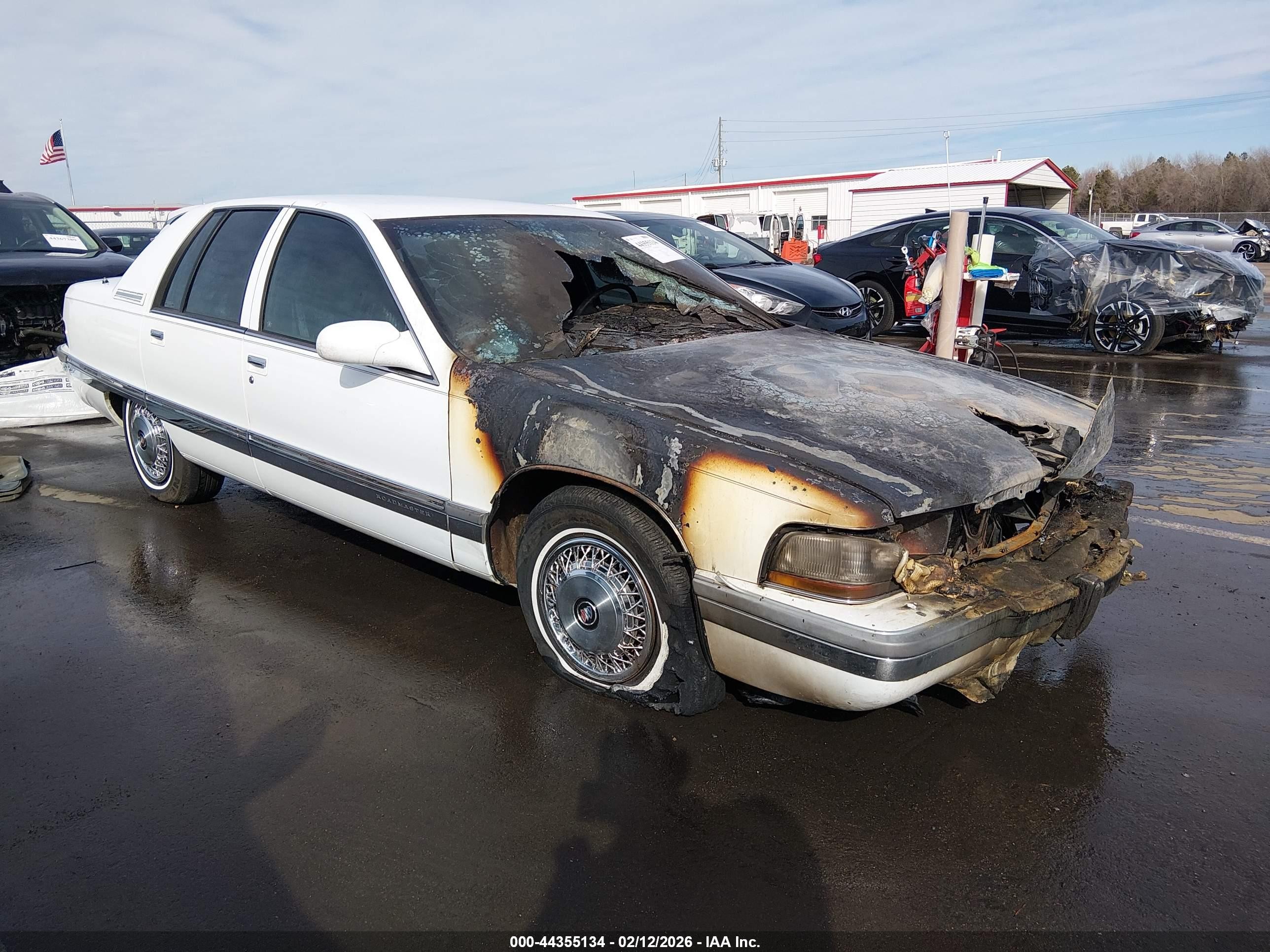 1995 Buick Roadmaster, VIN 1G4BN52P7SR427333 — Engine fire
