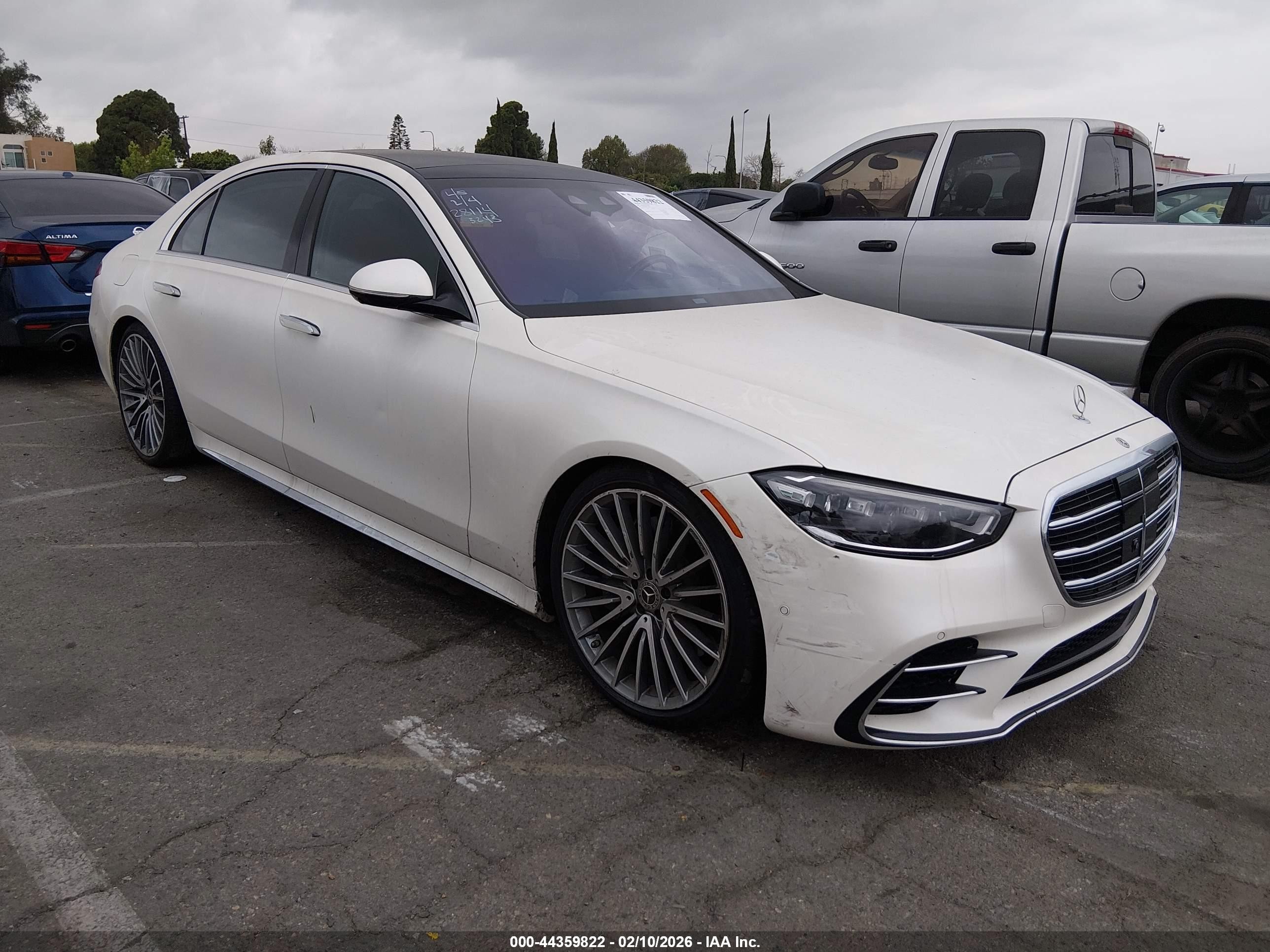 2023 Mercedes-Benz S 580, VIN W1K6G7GB9PA203243 — Front end