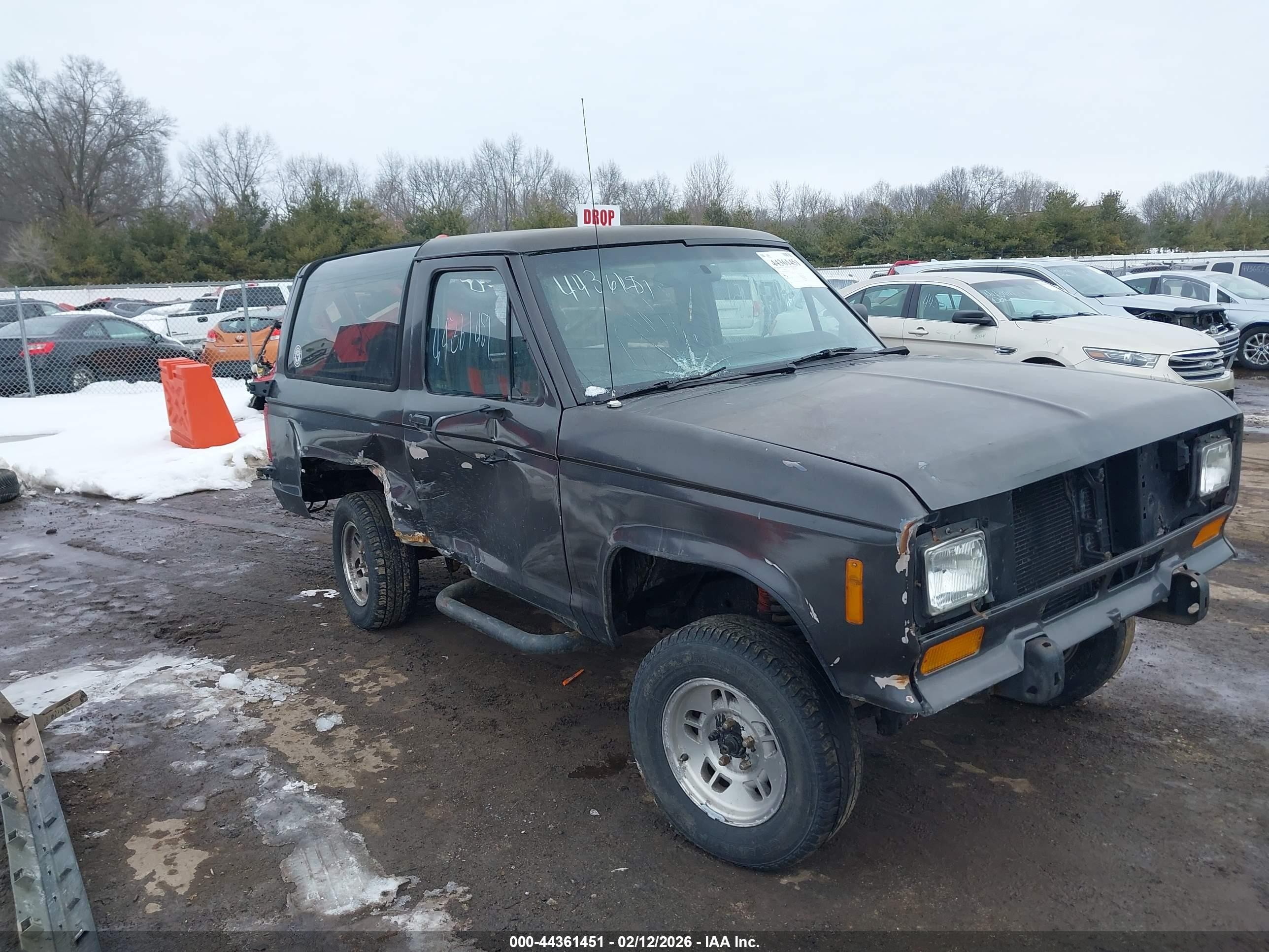 1988 Ford Bronco, VIN 1FMCU14T7JUD11958 — Side