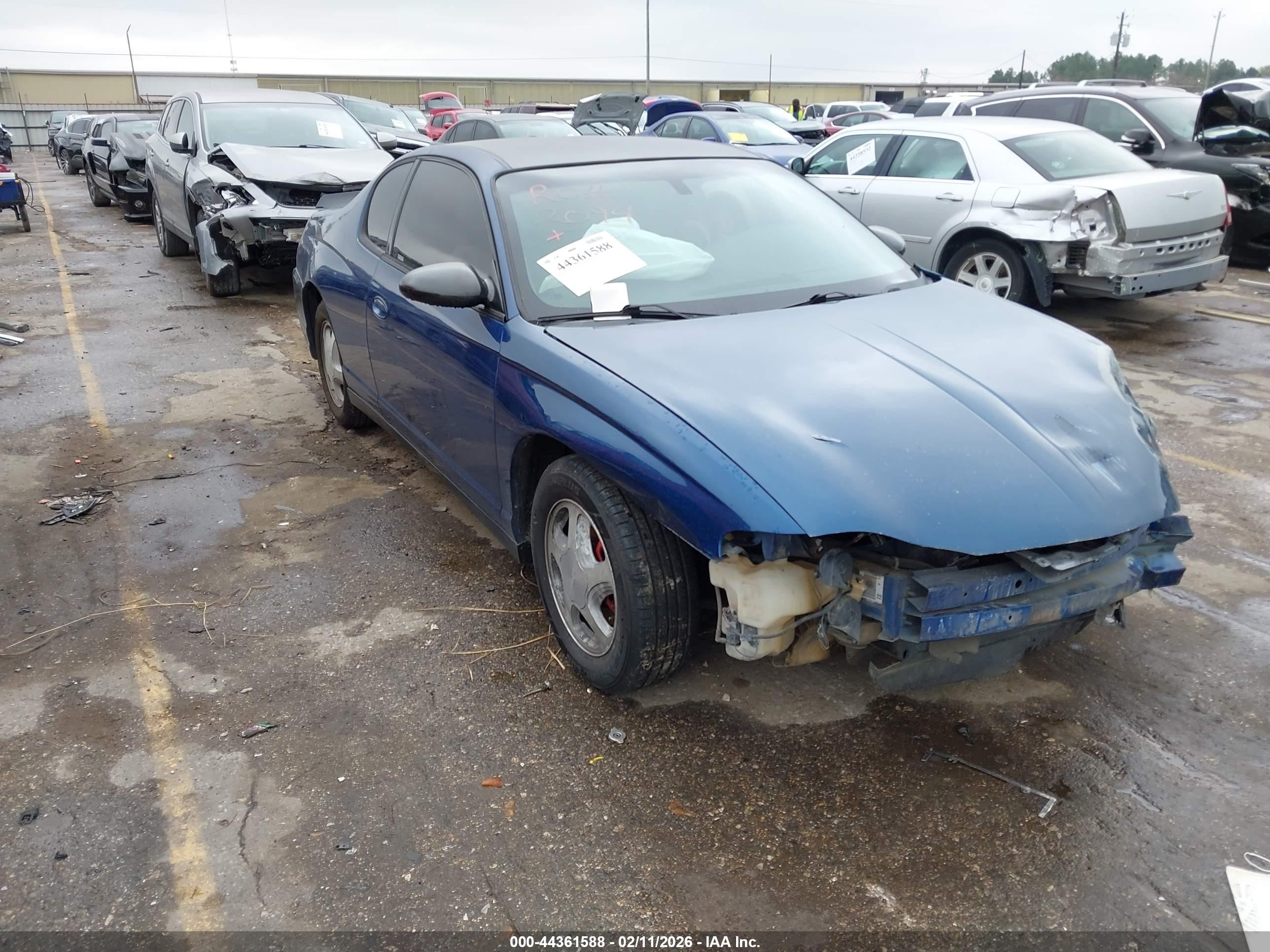 2005 Chevrolet Monte Carlo LS, VIN 2G1WW12E159122945 — Front end