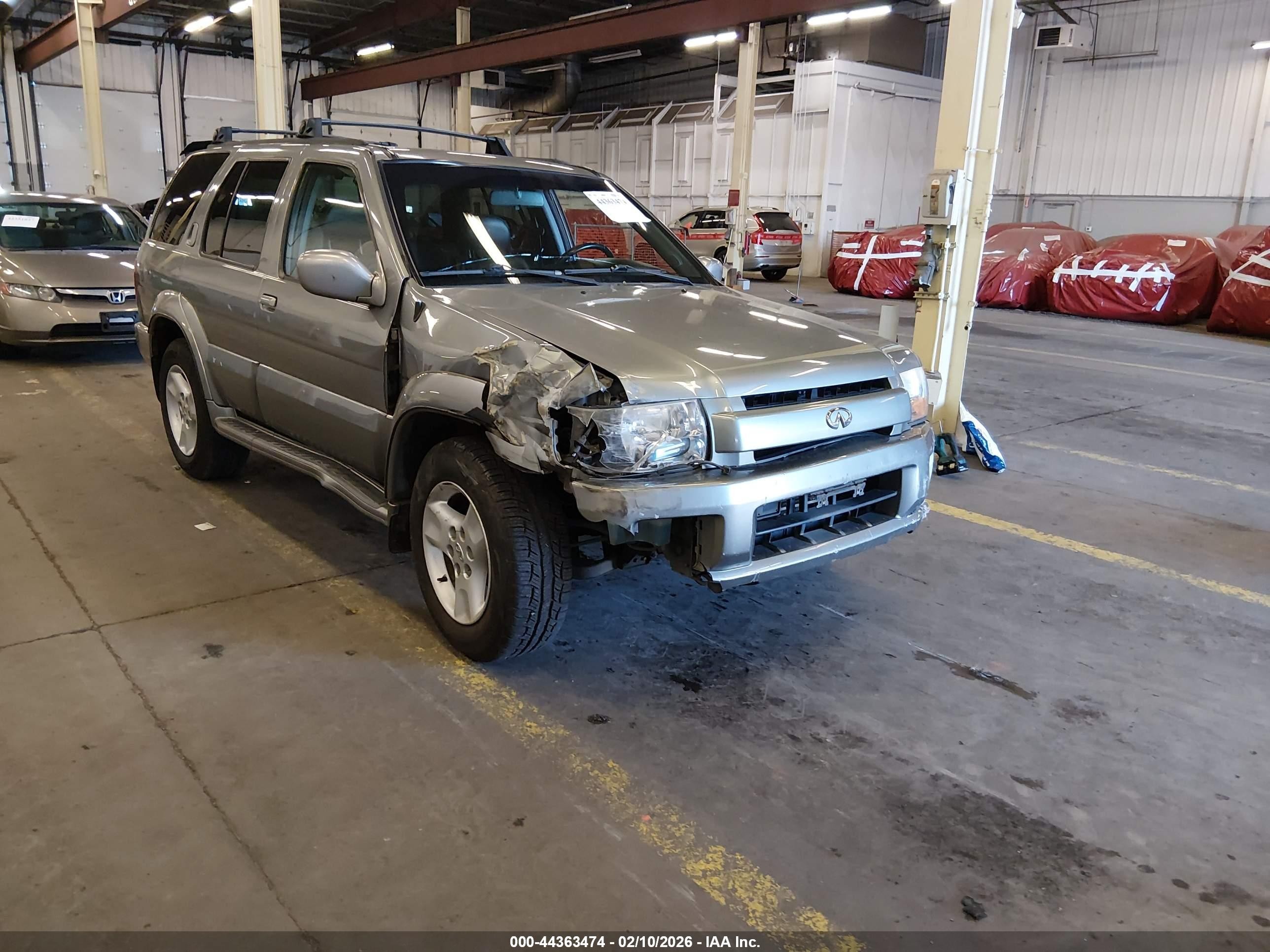 2003 Infiniti QX4 Luxury, VIN JNRDR09Y33W302352 — Front end