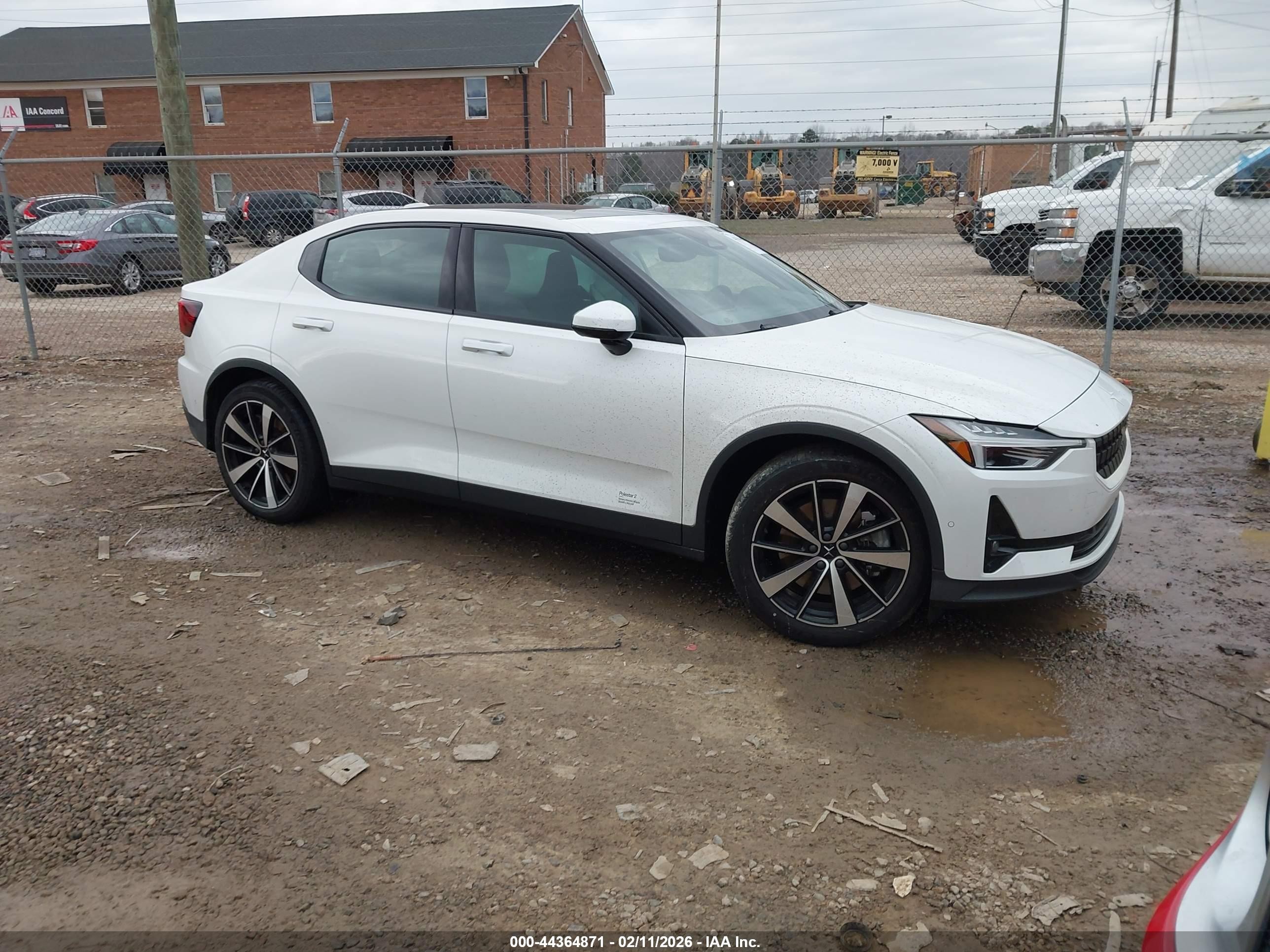 2022 Polestar 2, VIN LPSED3KA6NL053785 — Бок
