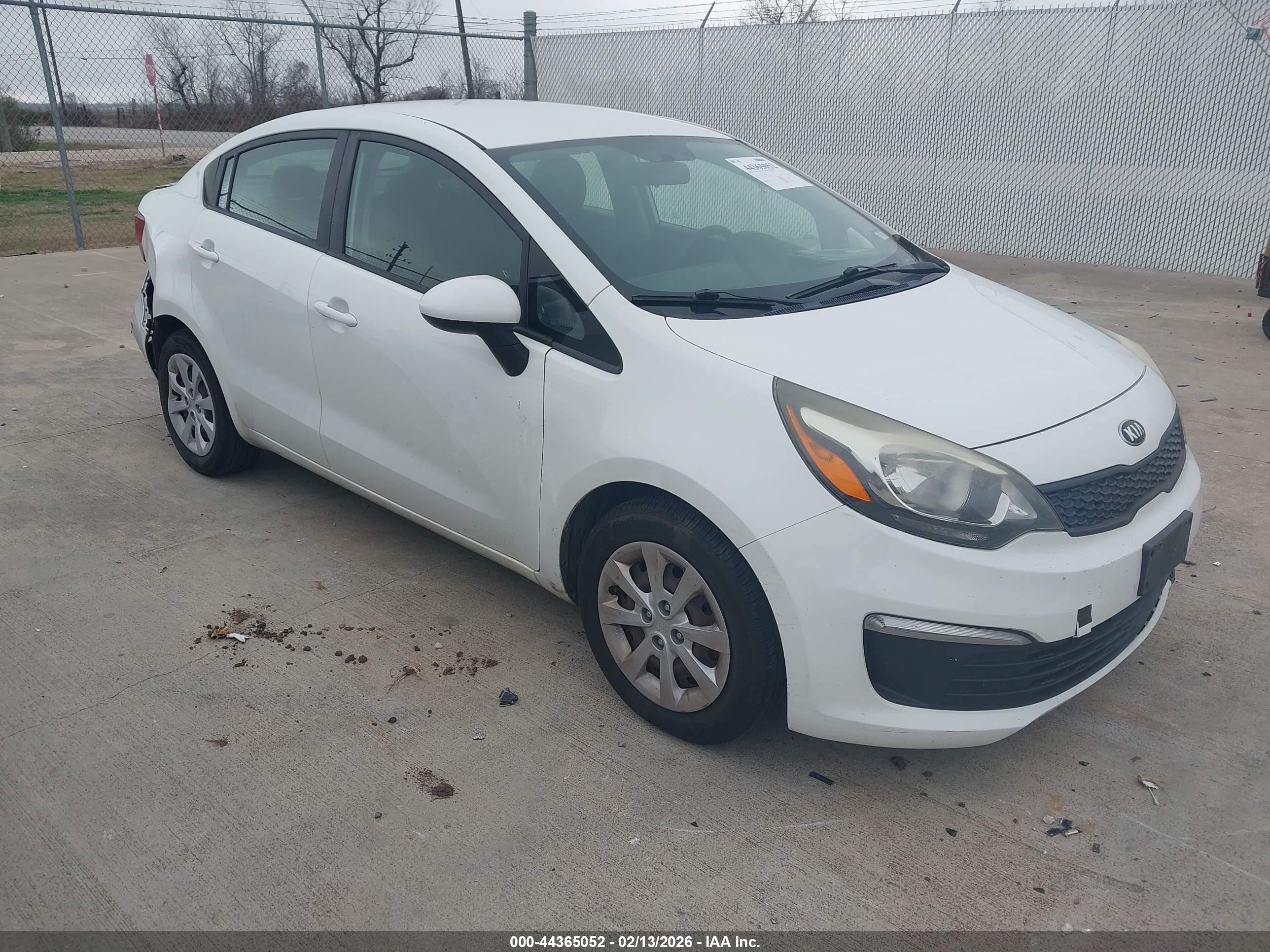 2016 Kia Rio LX, VIN KNADM4A39G6694732 — Rear end