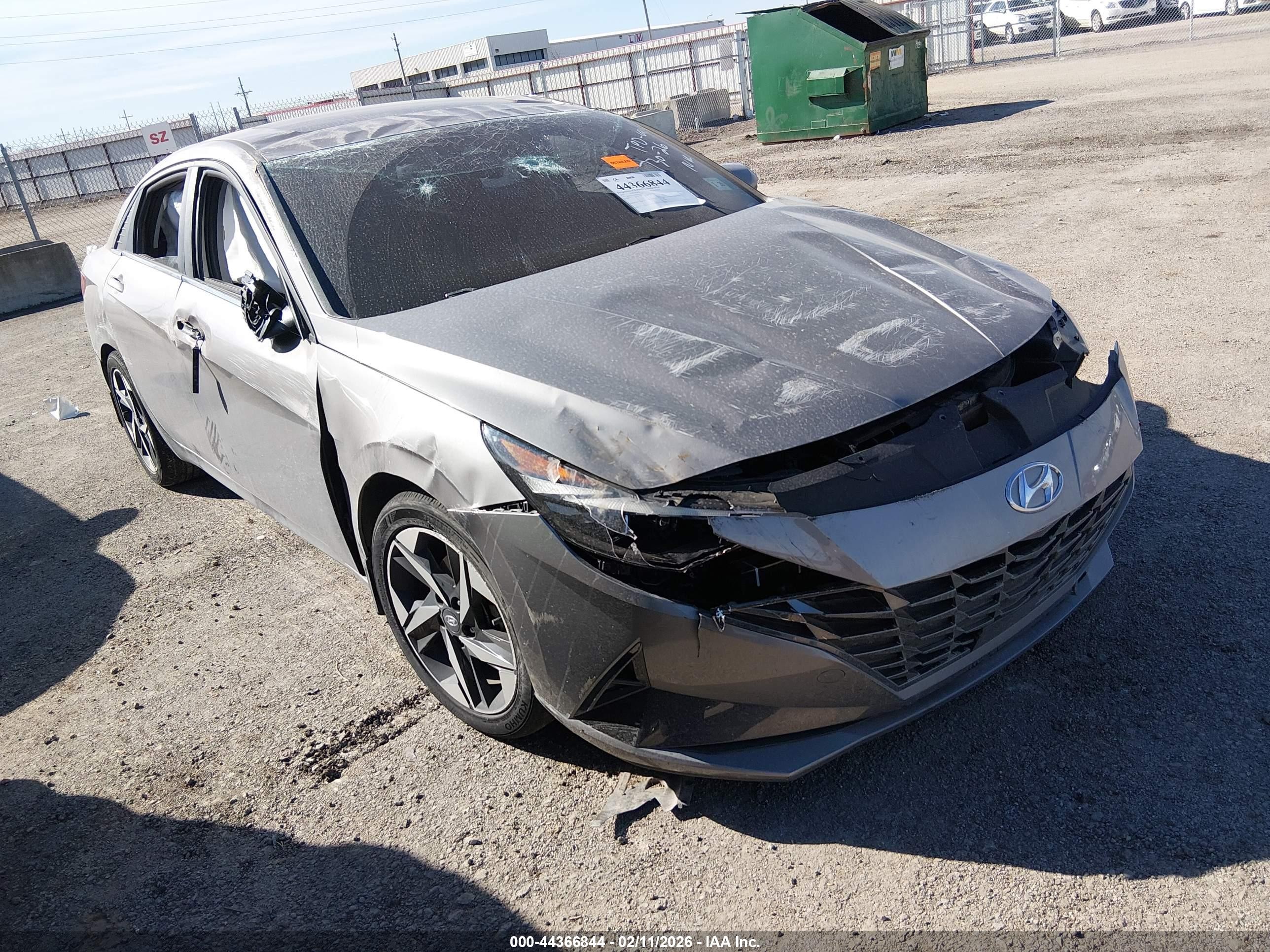 2021 Hyundai Elantra Limited, VIN KMHLP4AGXMU071311 — Front end