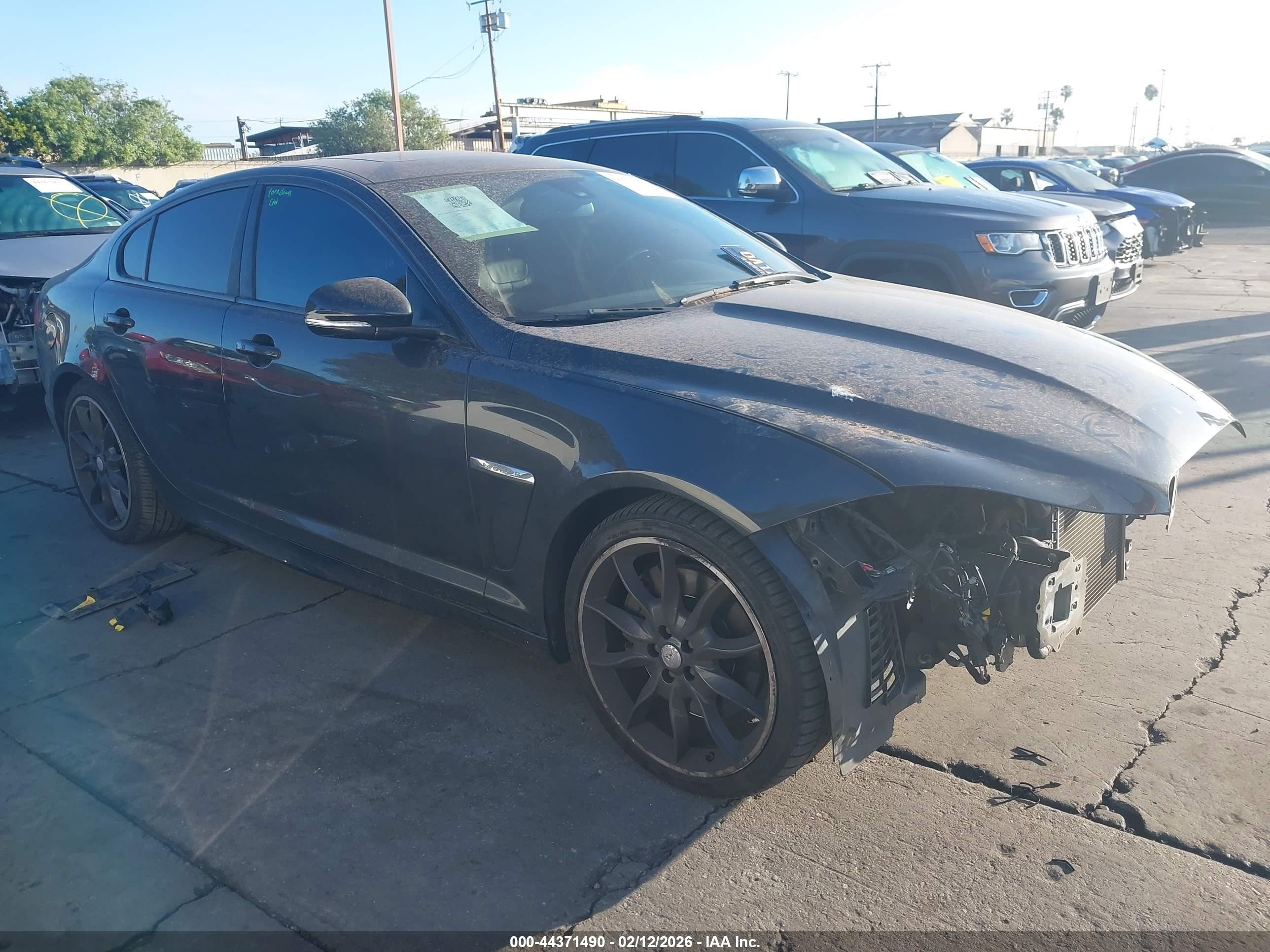 2015 Jaguar XF Portfolio, VIN SAJWA0F78F8U75886 — Front end