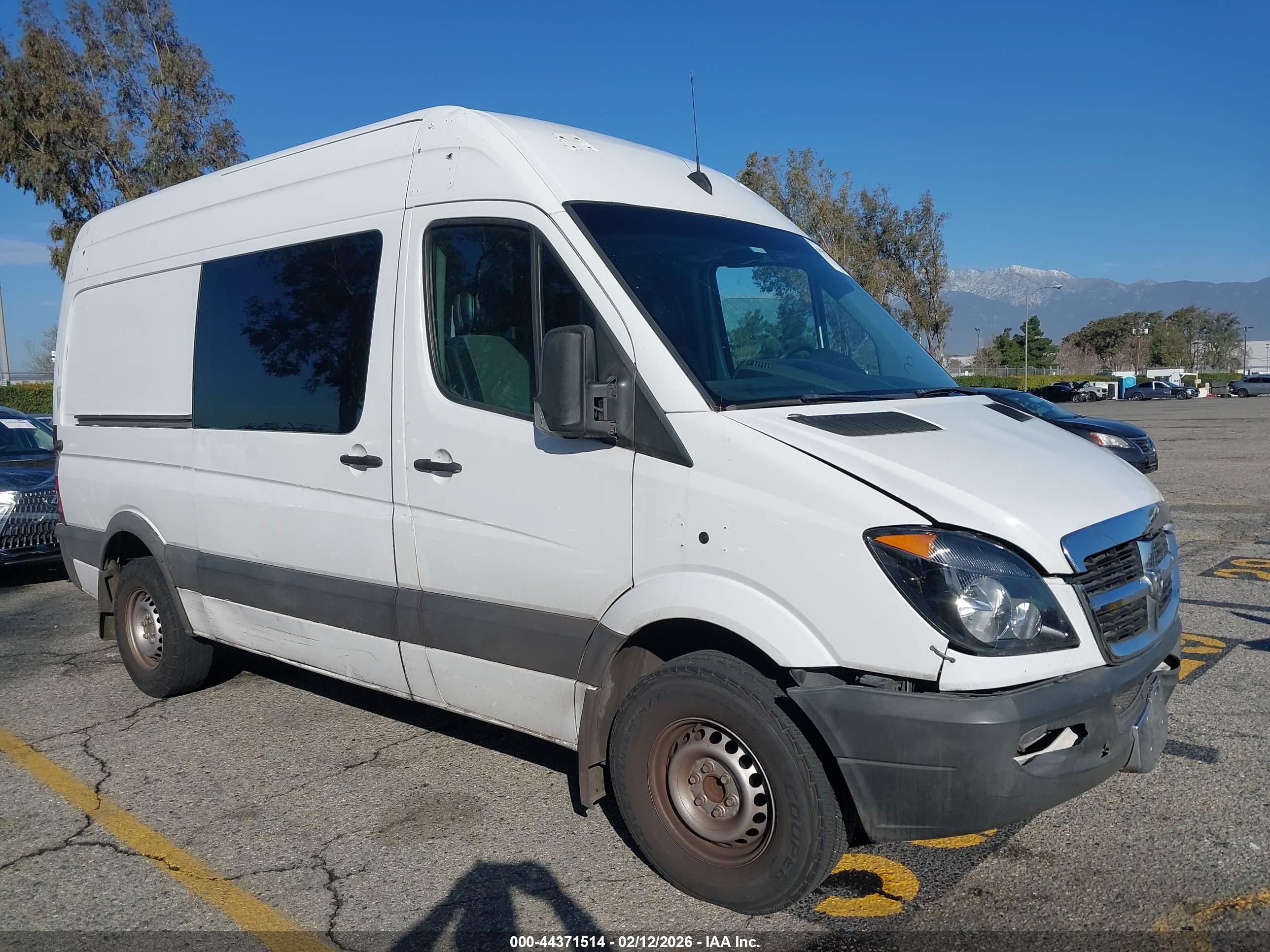 2009 Dodge Sprinter, VIN WD0PE745595384959 — Front end