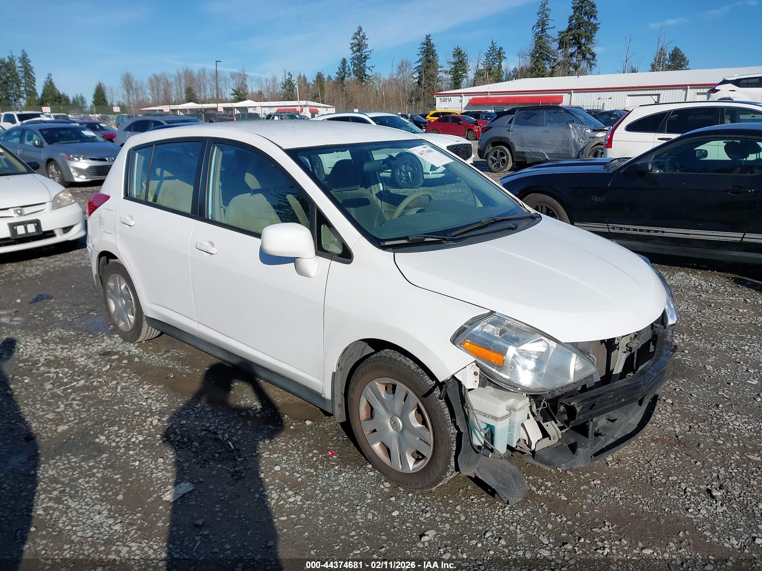 2011 Nissan Versa S, VIN 3N1BC1CP6BL410244 — Front end