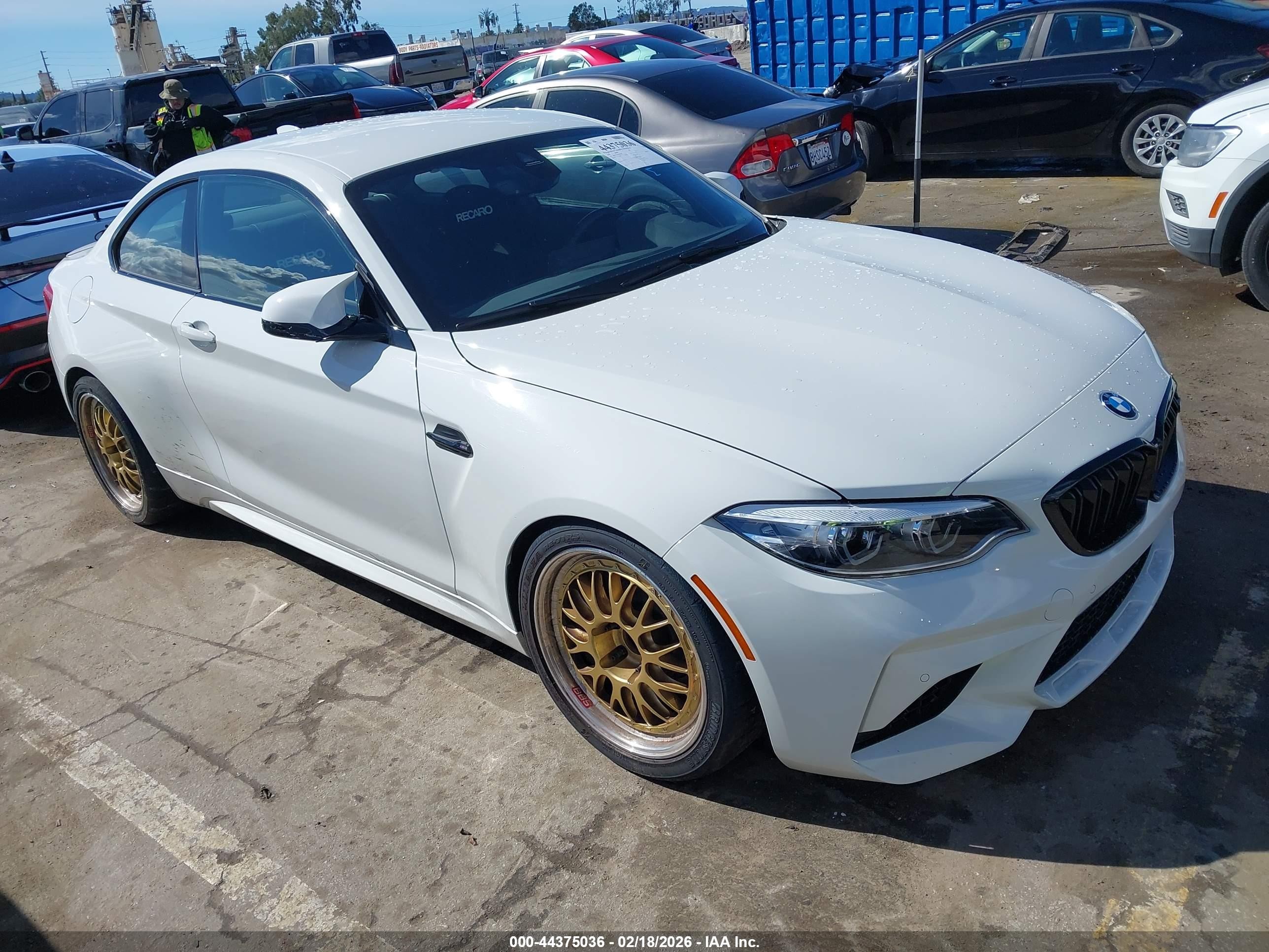 2020 BMW M2 Competition, VIN WBS2U7C08L7E69667 — Днище