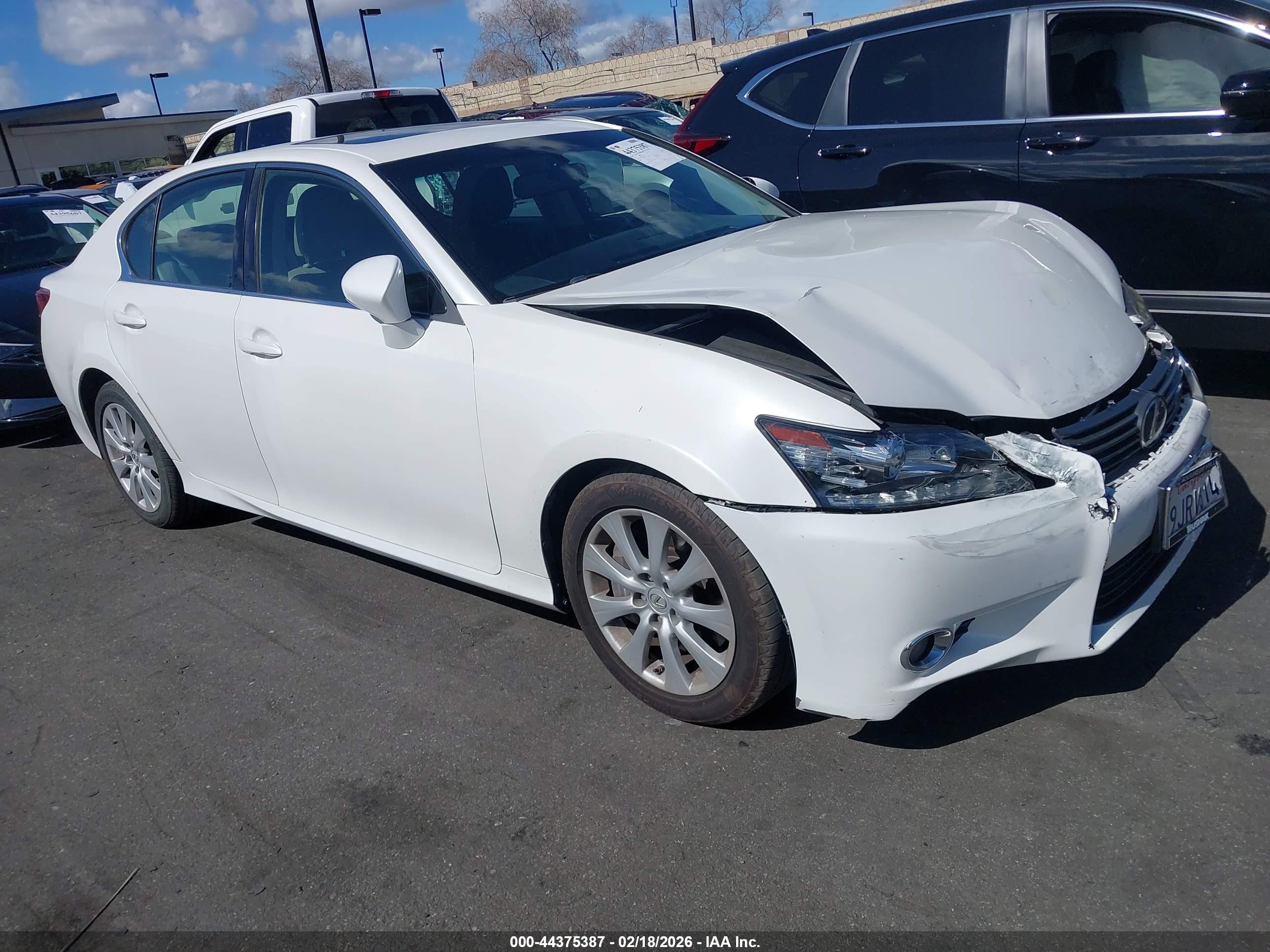 2014 Lexus GS 350, VIN JTHBE1BL6E5036629 — Front end