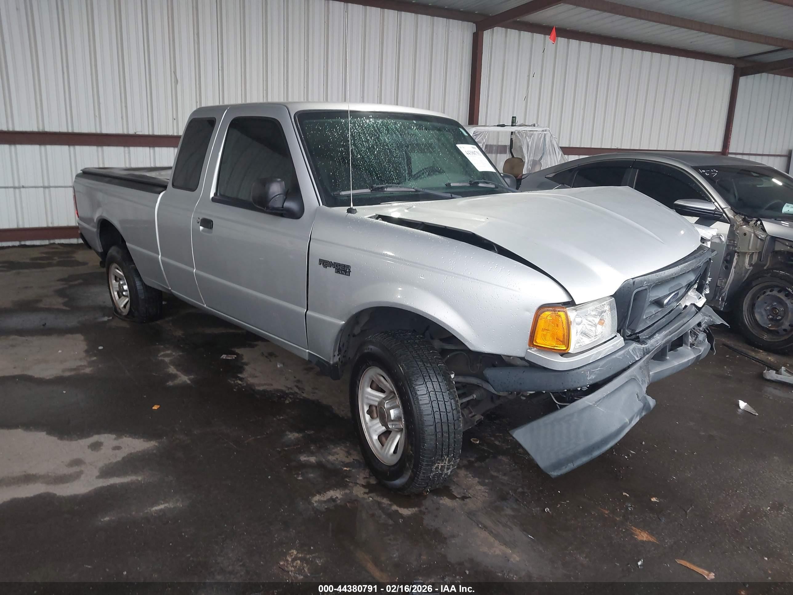 2004 Ford Ranger XL, VIN 1FTYR14U14PA06219 — Перед