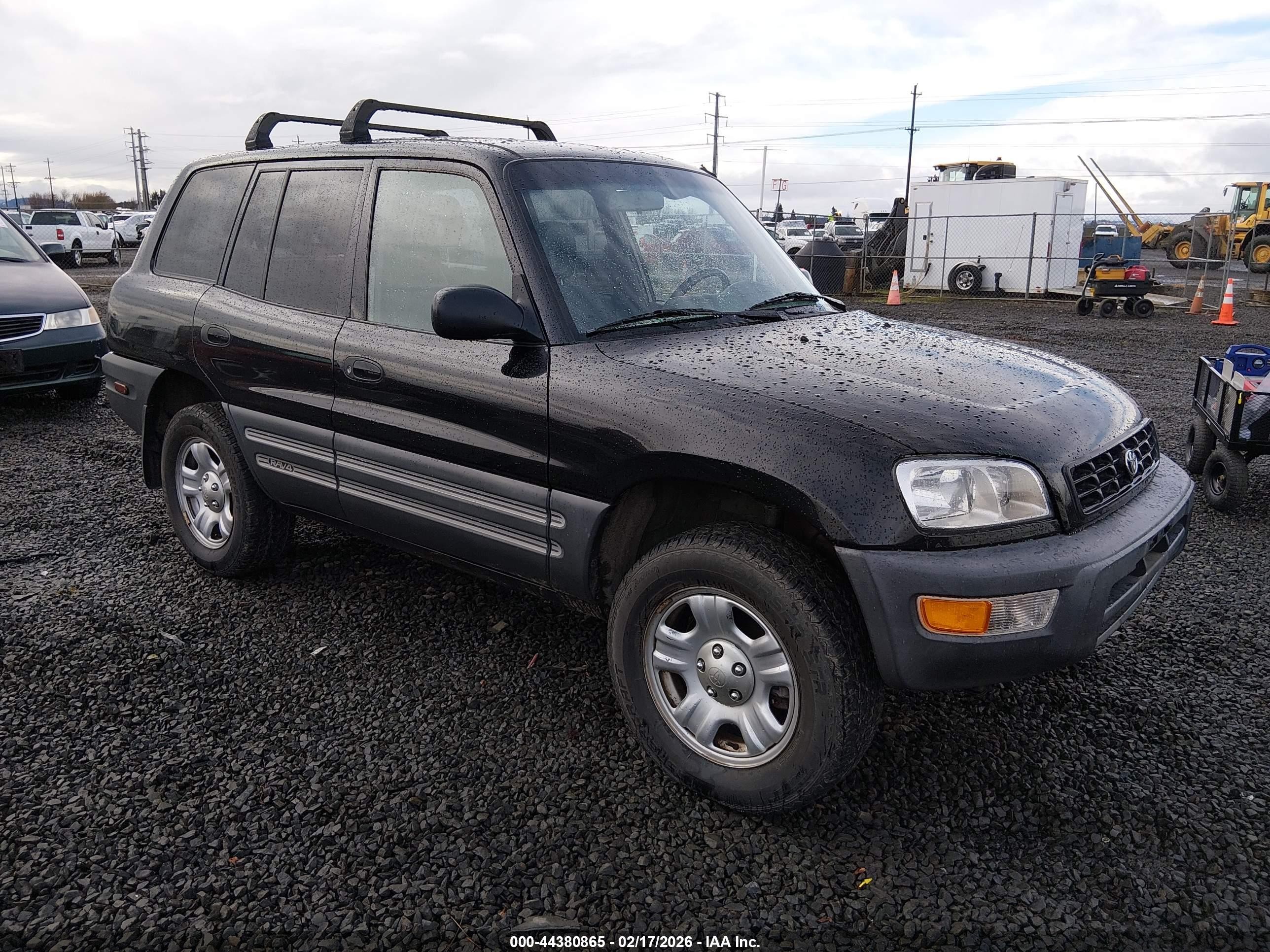 1998 Toyota RAV4, VIN JT3HP10V3W7075778 — Normal wear