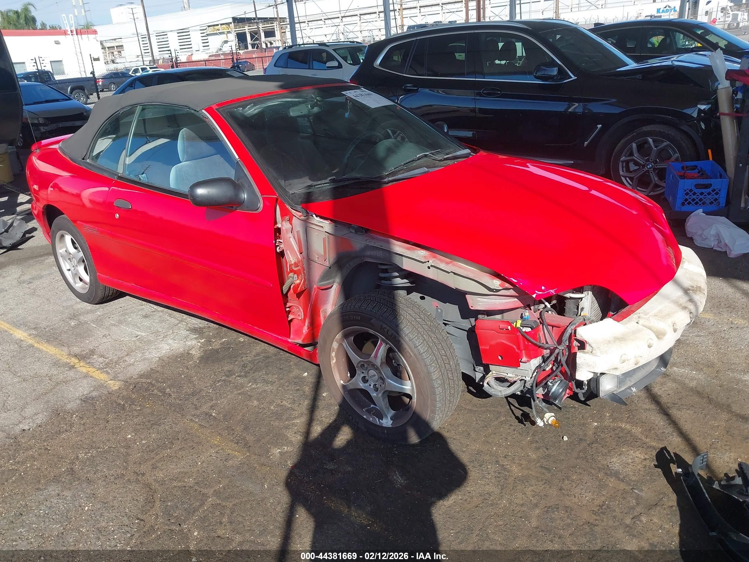 1999 Chevrolet Cavalier Z24, VIN 4G1JF32T2XB902151 — Front end