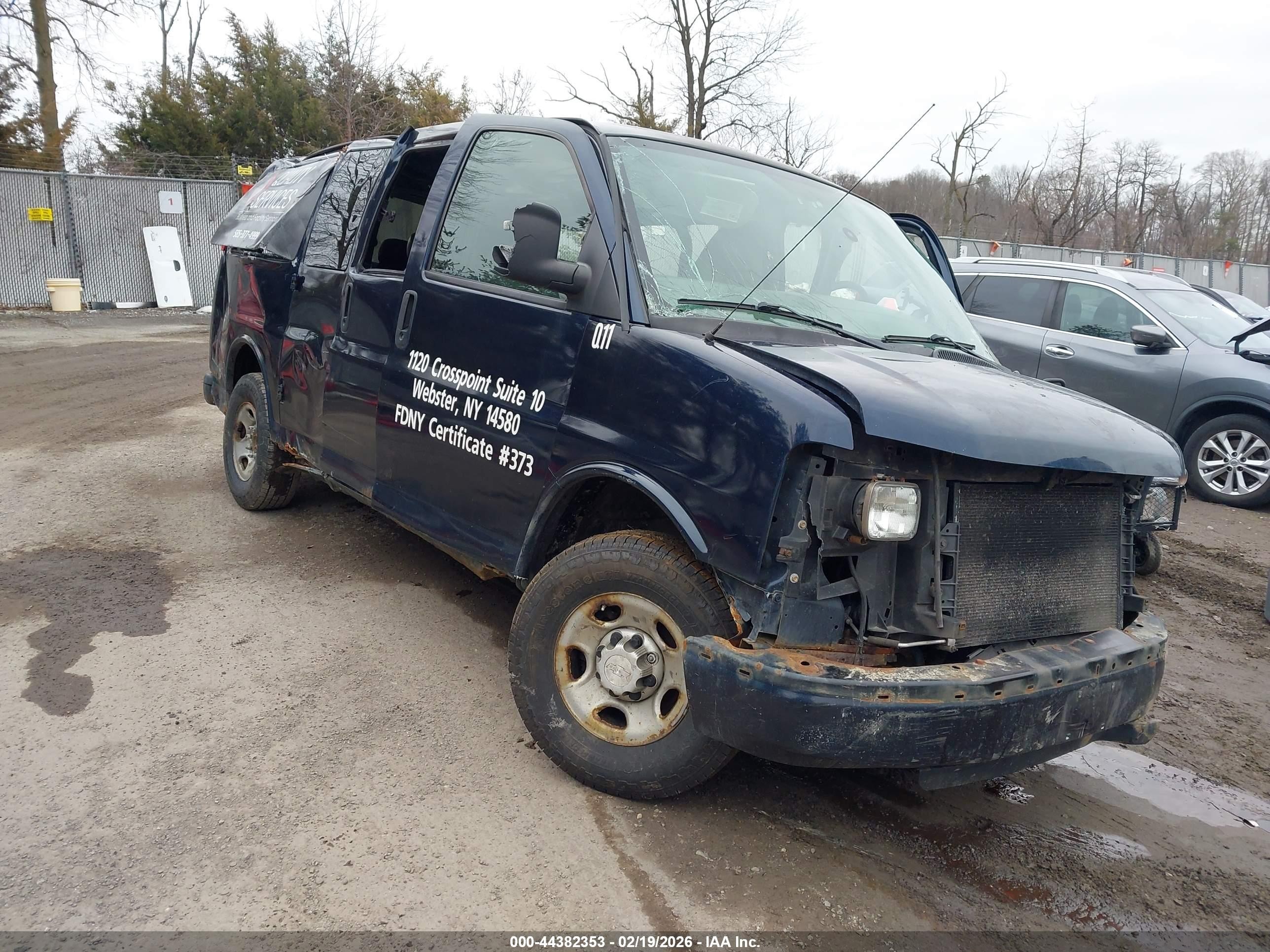 2009 Chevrolet Express 3500, VIN 1GCHG35C991137402 — All over