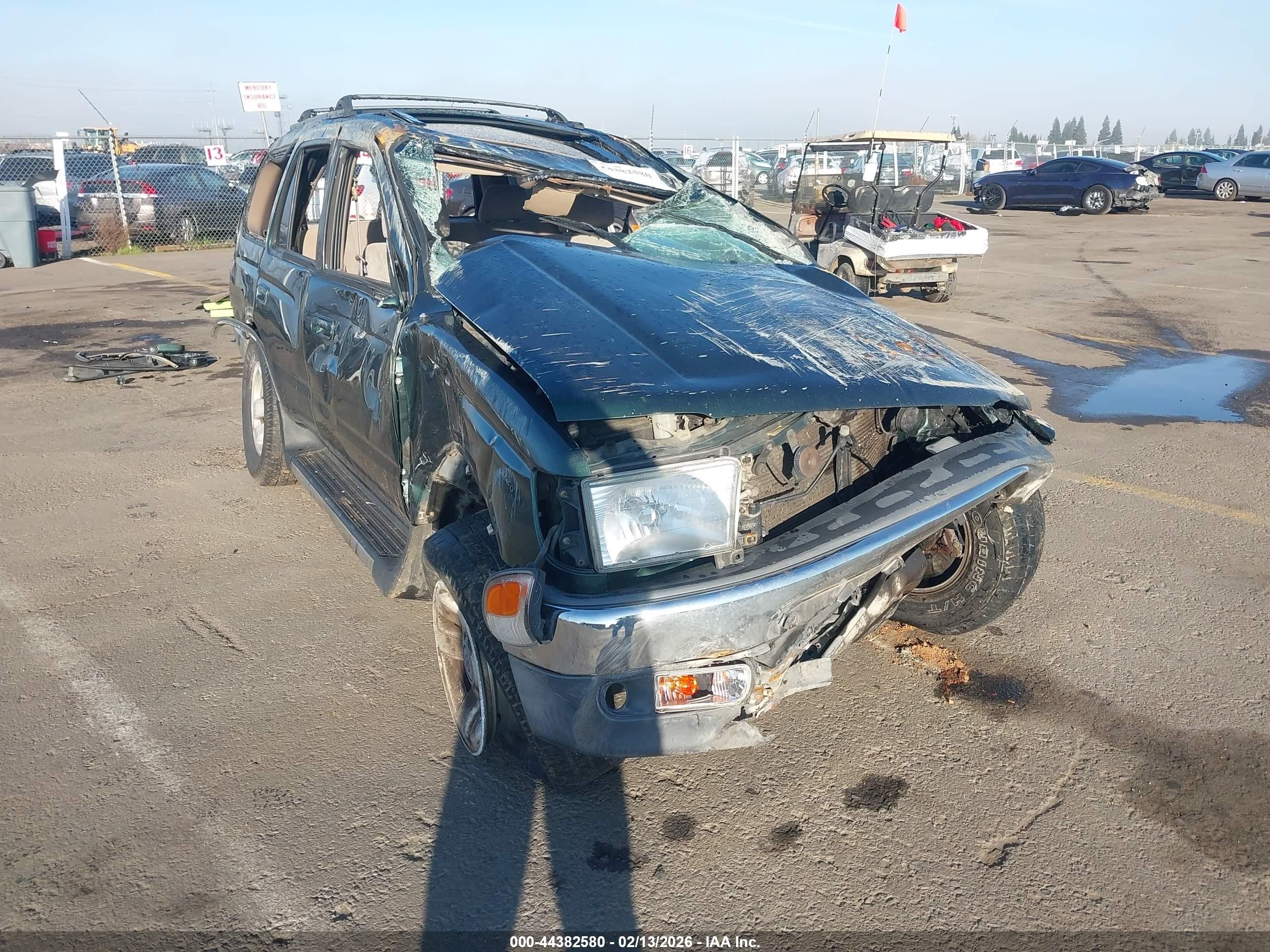 1999 Toyota 4Runner SR5, VIN JT3GN86R8X0131986 — Rollover