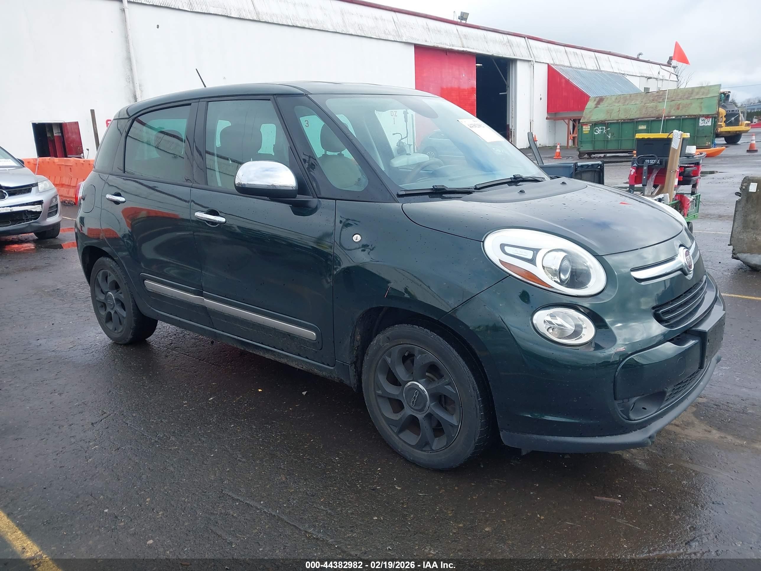 2014 FIAT 500L Lounge, VIN ZFBCFACH0EZ006843 — Not stated