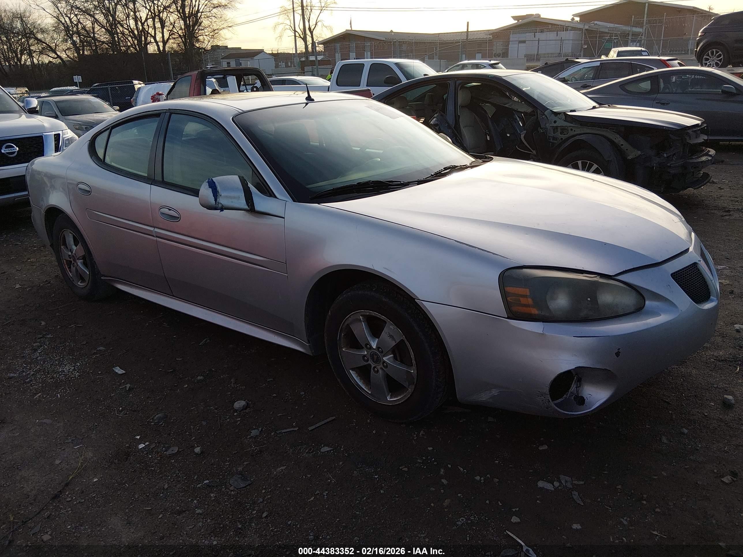 2005 Pontiac Grand Prix GT, VIN 2G2WS522851142841 — Not stated