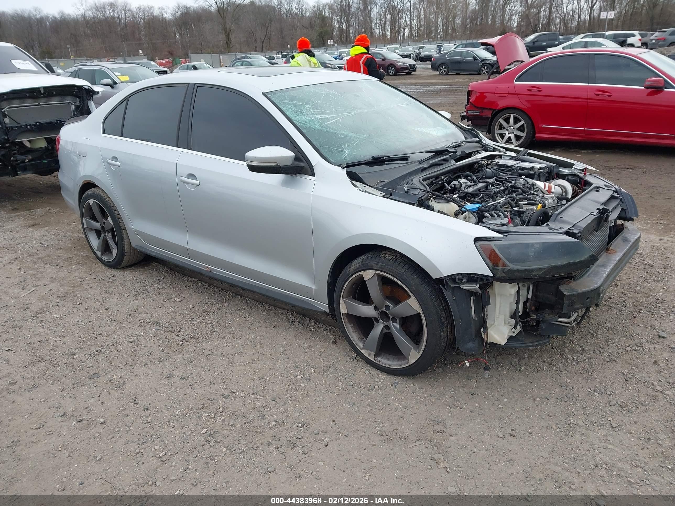 2015 Volkswagen Jetta S, VIN 3VW3A7AJ9FM270325 — Front end