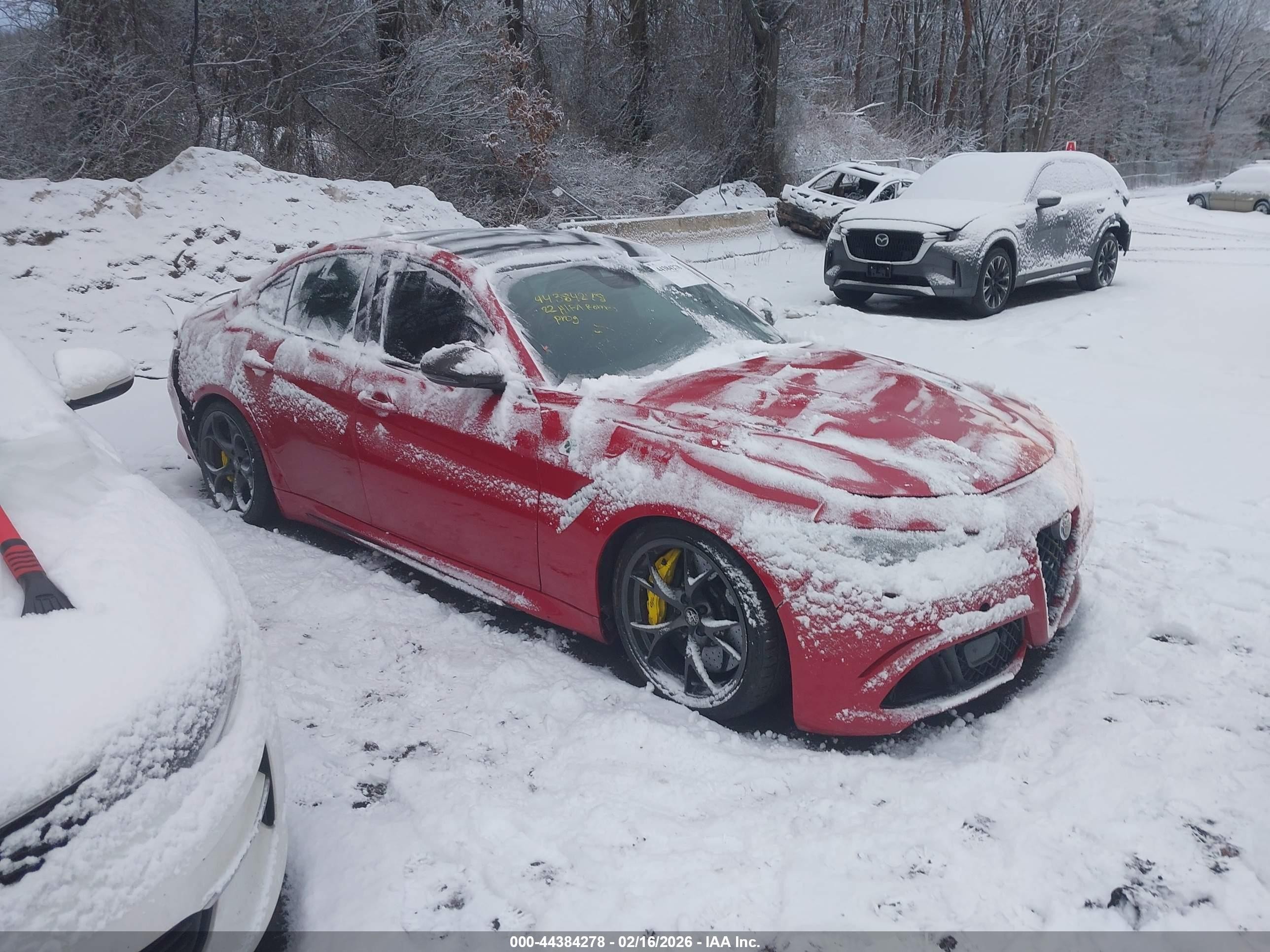 2022 Alfa Romeo Giulia Quadrifoglio, VIN ZARFAMEVXN7659596 — Auction photo