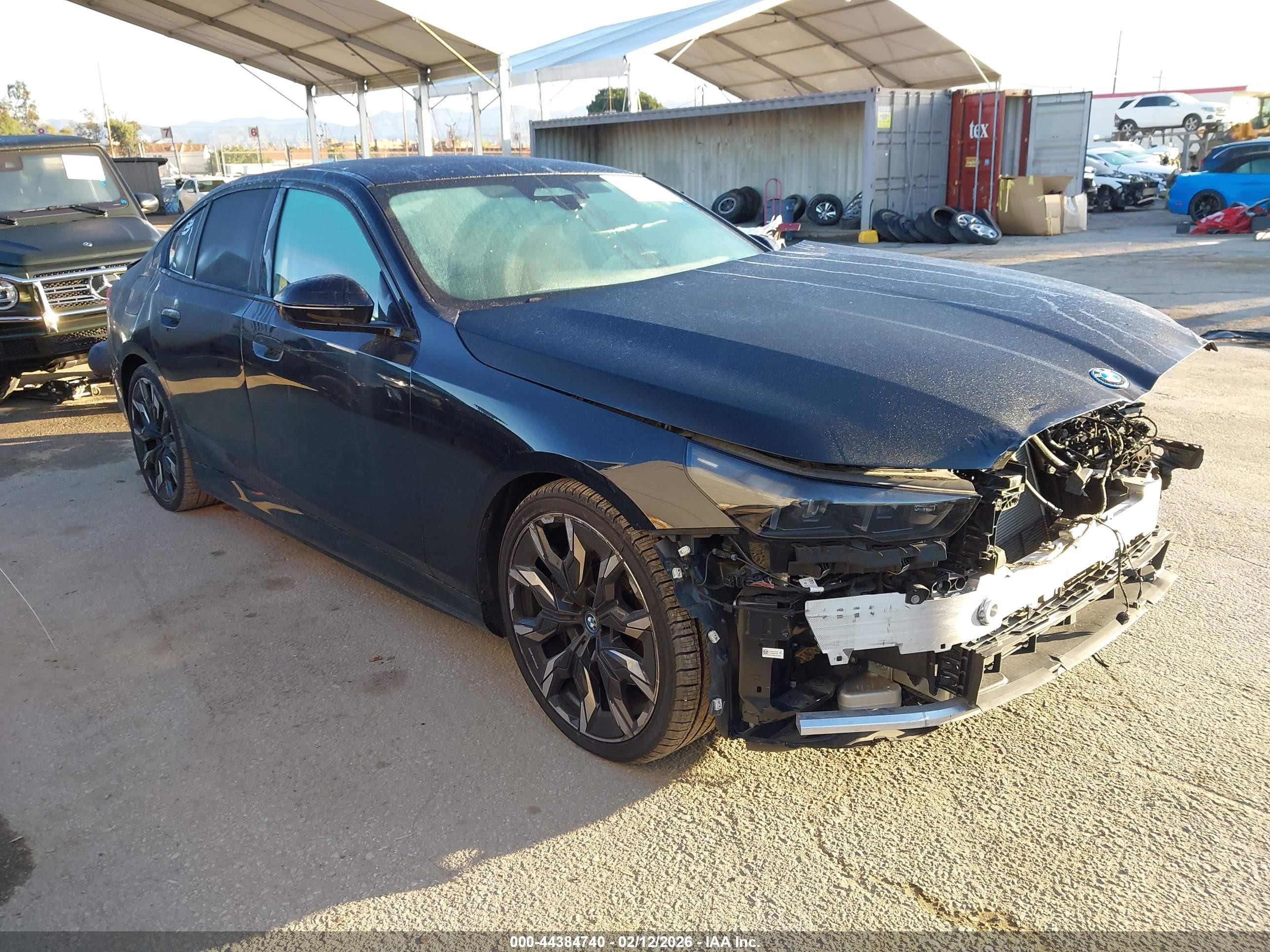 2024 BMW i5 eDrive40, VIN WBY33FK09RCR18490 — Front end