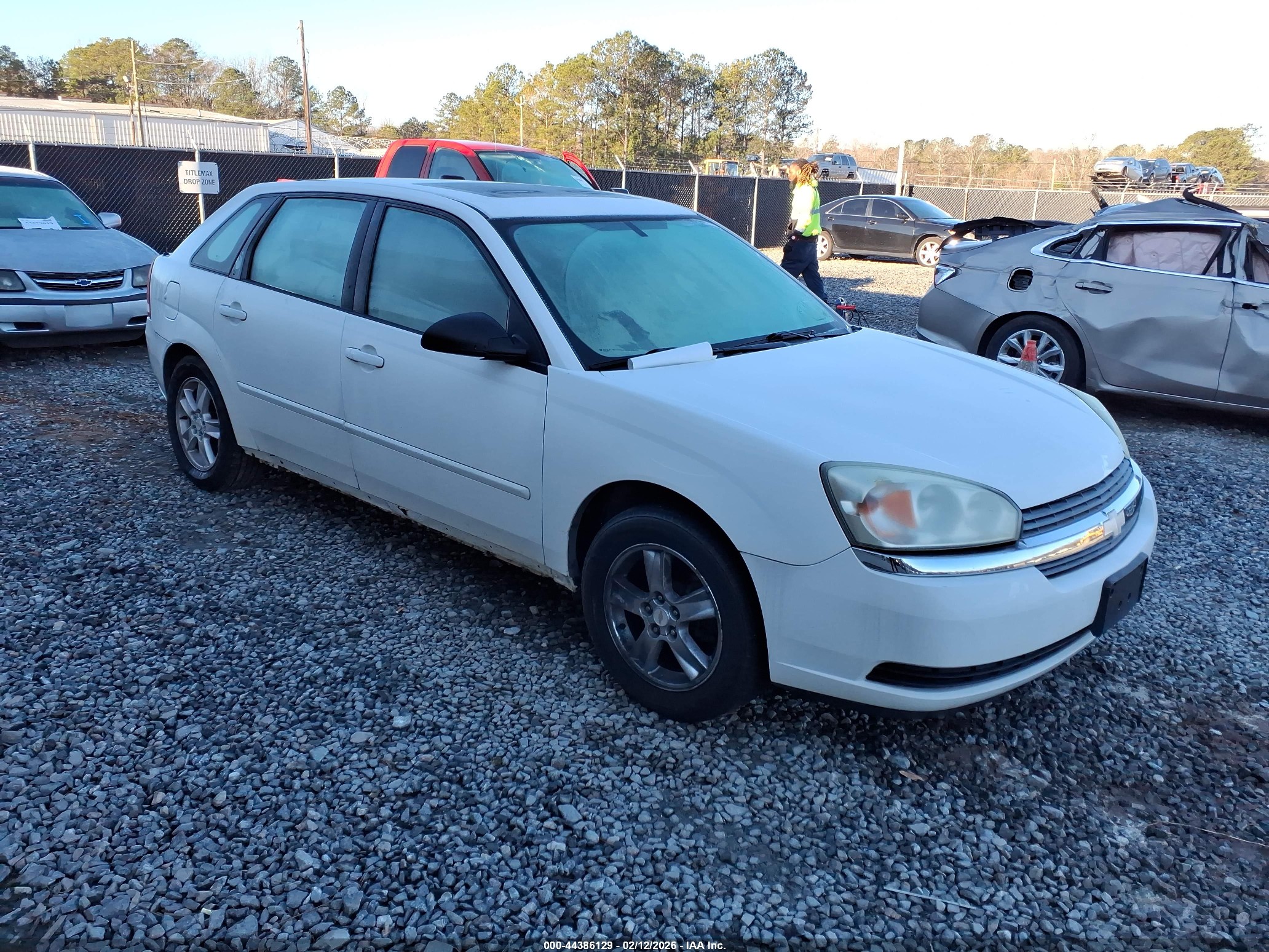 2004 Chevrolet Malibu Maxx LS, VIN 1G1ZT64864F205206 — Side