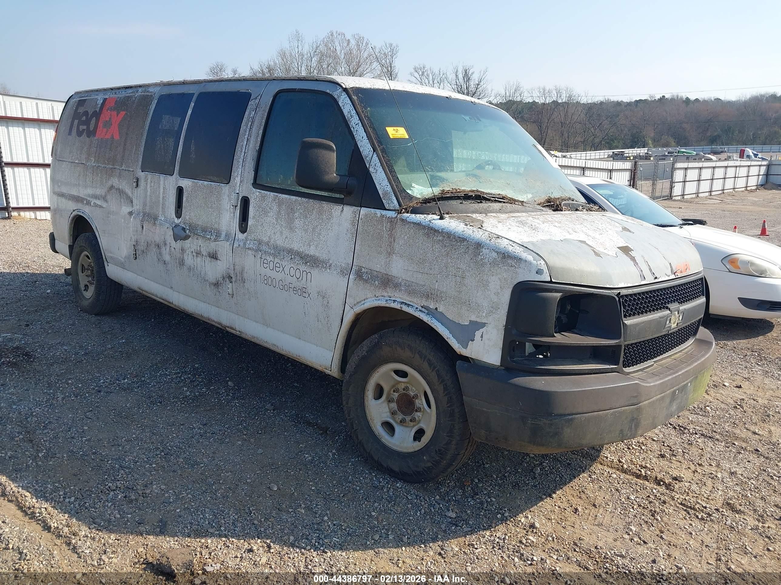 2010 Chevrolet Express 2500, VIN 1GCZGGBA0A1181078 — Normal wear