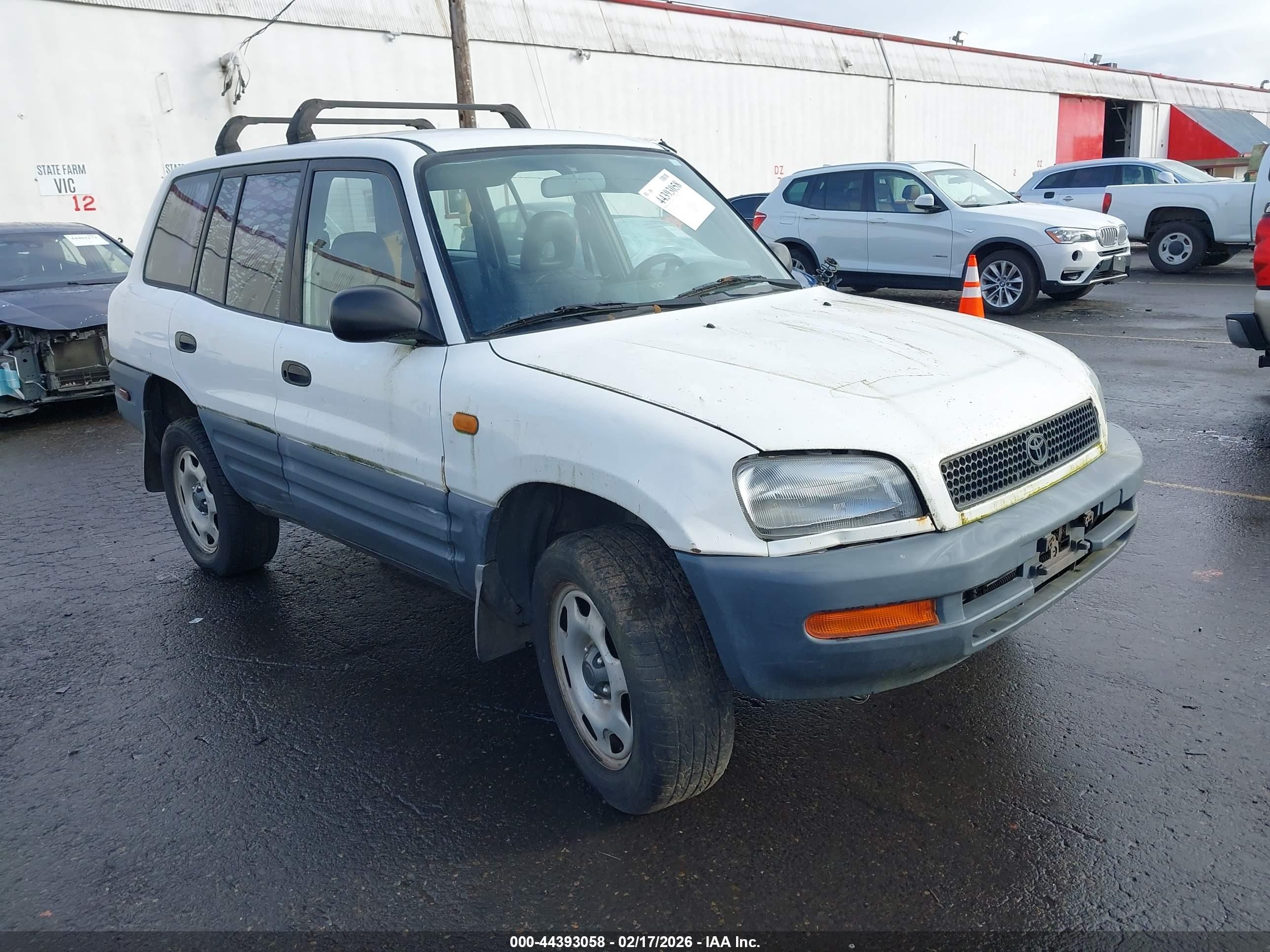1997 Toyota RAV4, VIN JT3HP10V6V7038688 — All over
