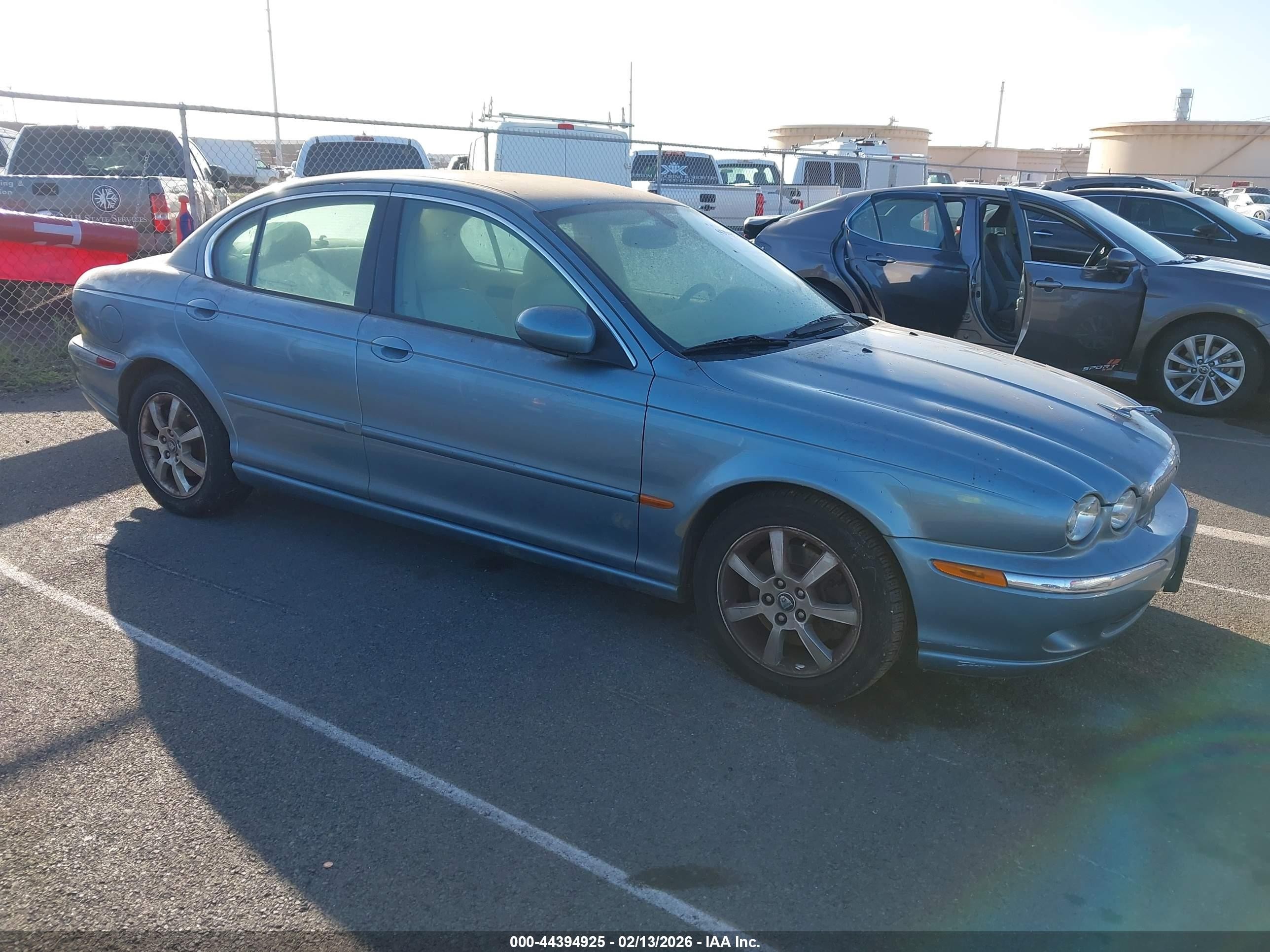 2005 Jaguar X-Type 3.0L, VIN SAJWA51A55WE59917 — Normal wear