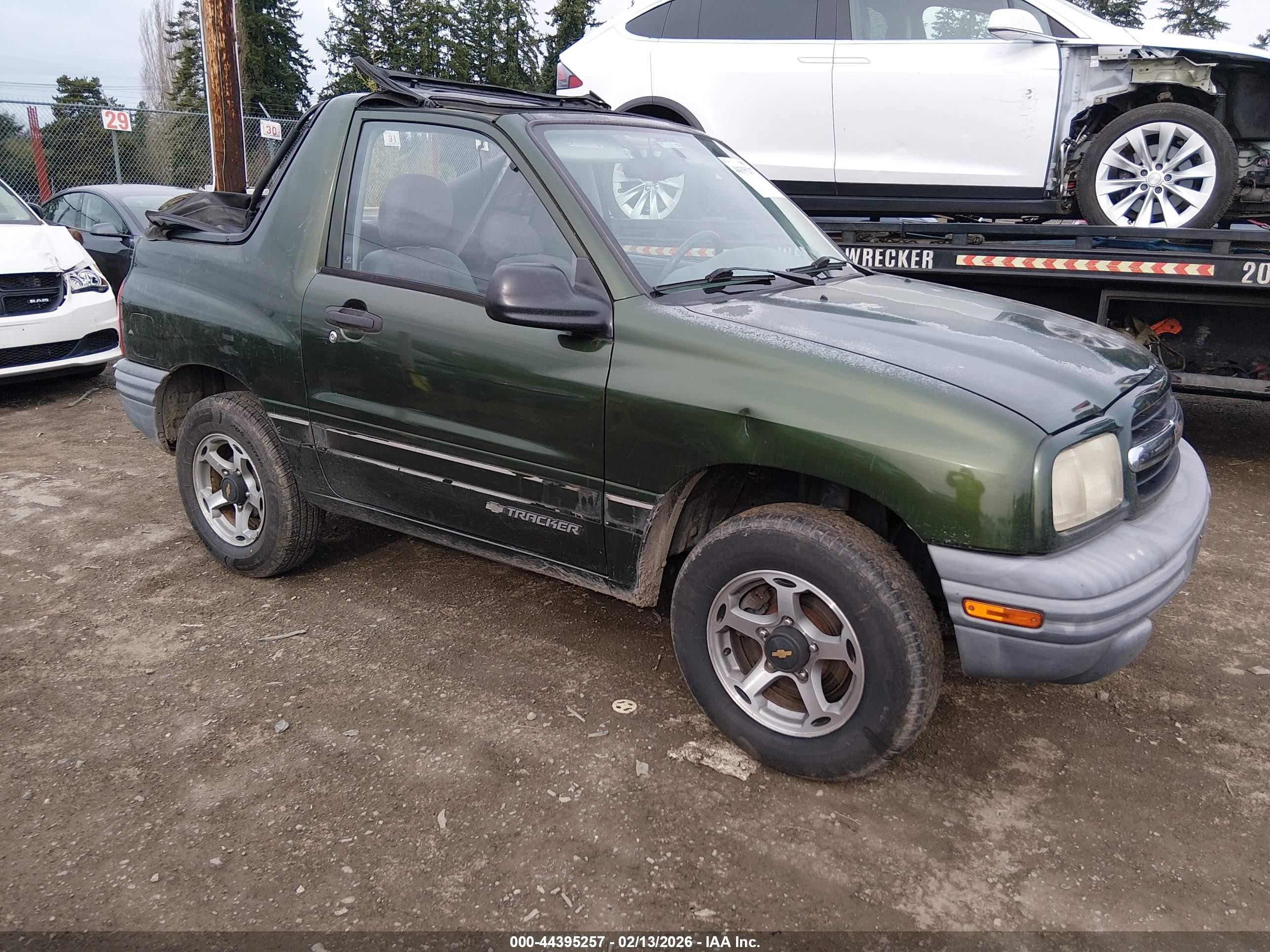 2000 Geo Tracker, VIN 2CNBJ1862Y6957121 — После угона