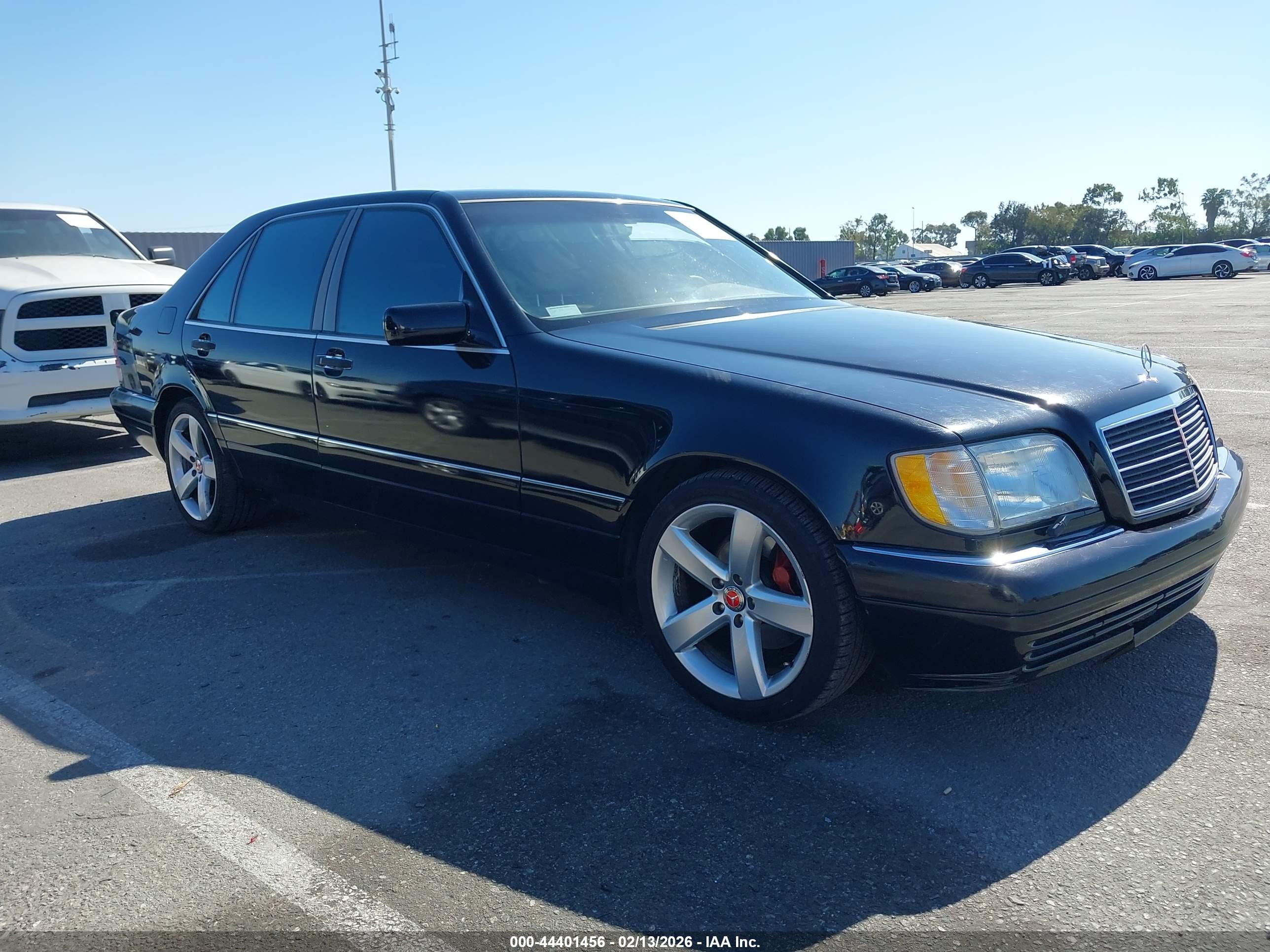 1997 Mercedes-Benz S 320/430/500, VIN WDBGA43G1VA338132 — Normal wear