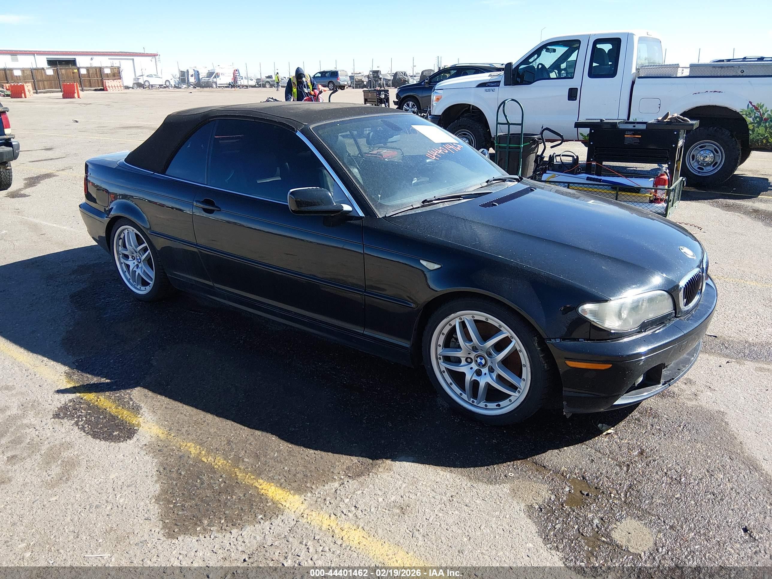 2004 BMW 3 Series 330Ci, VIN WBABW53474PJ96094 — Бок