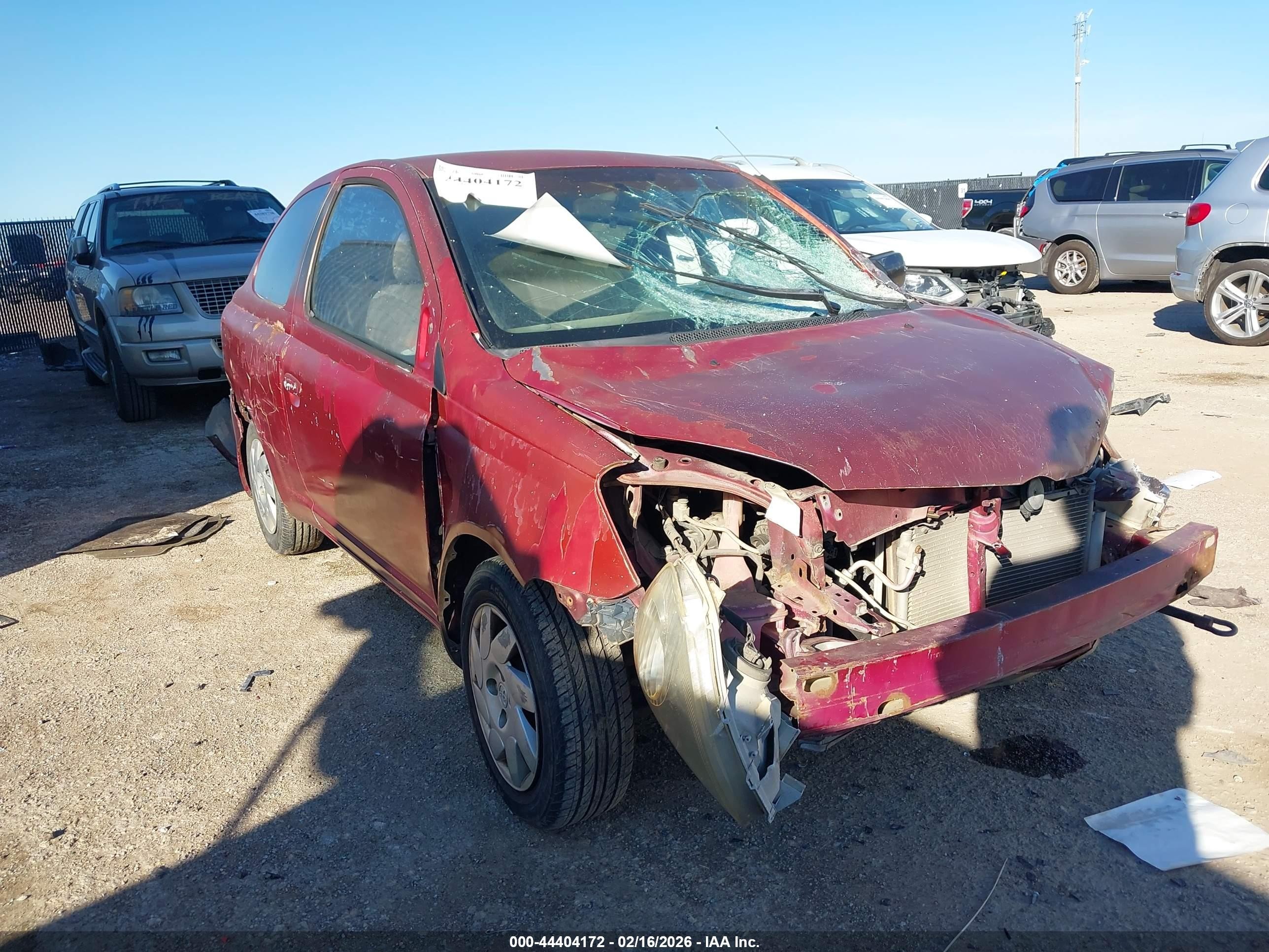 2003 Toyota ECHO, VIN JTDAT123530280396 — Front end