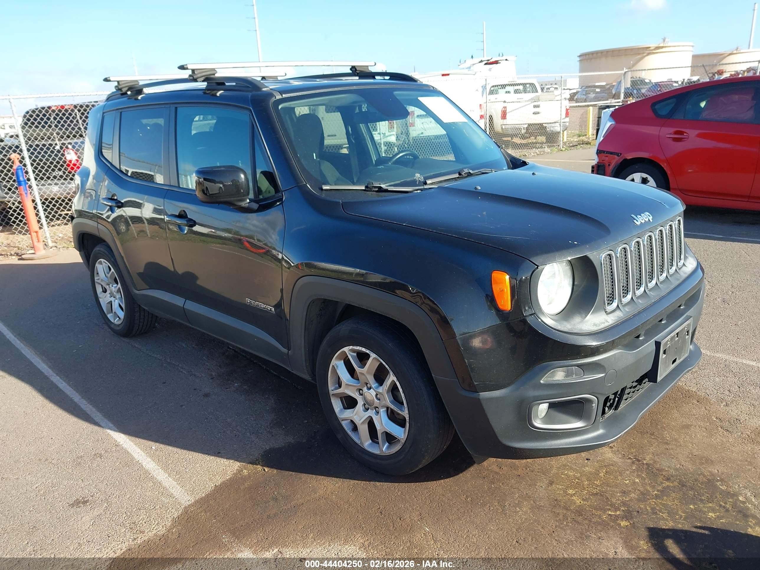 2016 Jeep Renegade Latitude, VIN ZACCJABT1GPD96208 — Rear end